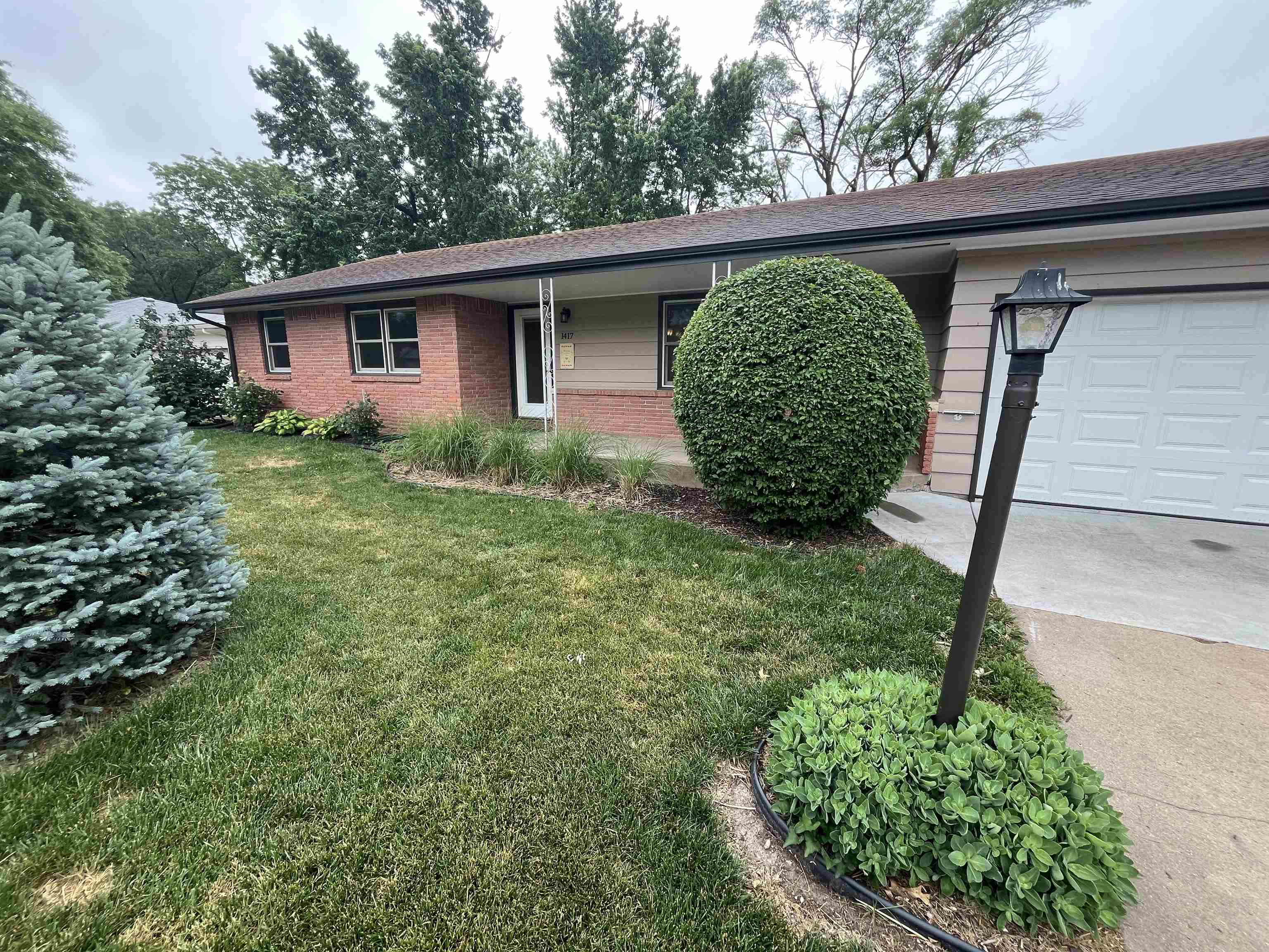 1417 W 6th Street Newton KS 67114