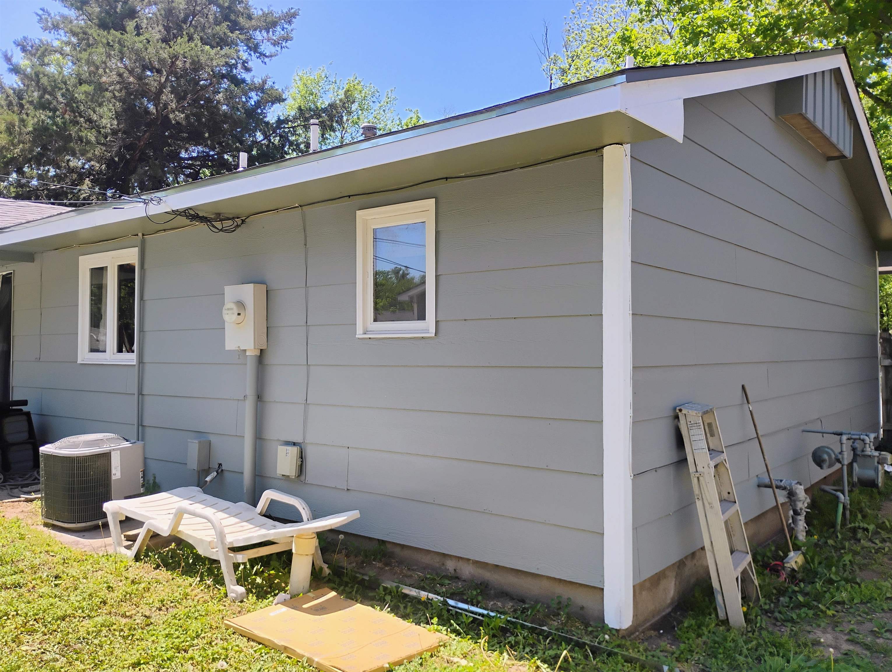 3234 N Fairview Avenue Wichita KS 67204