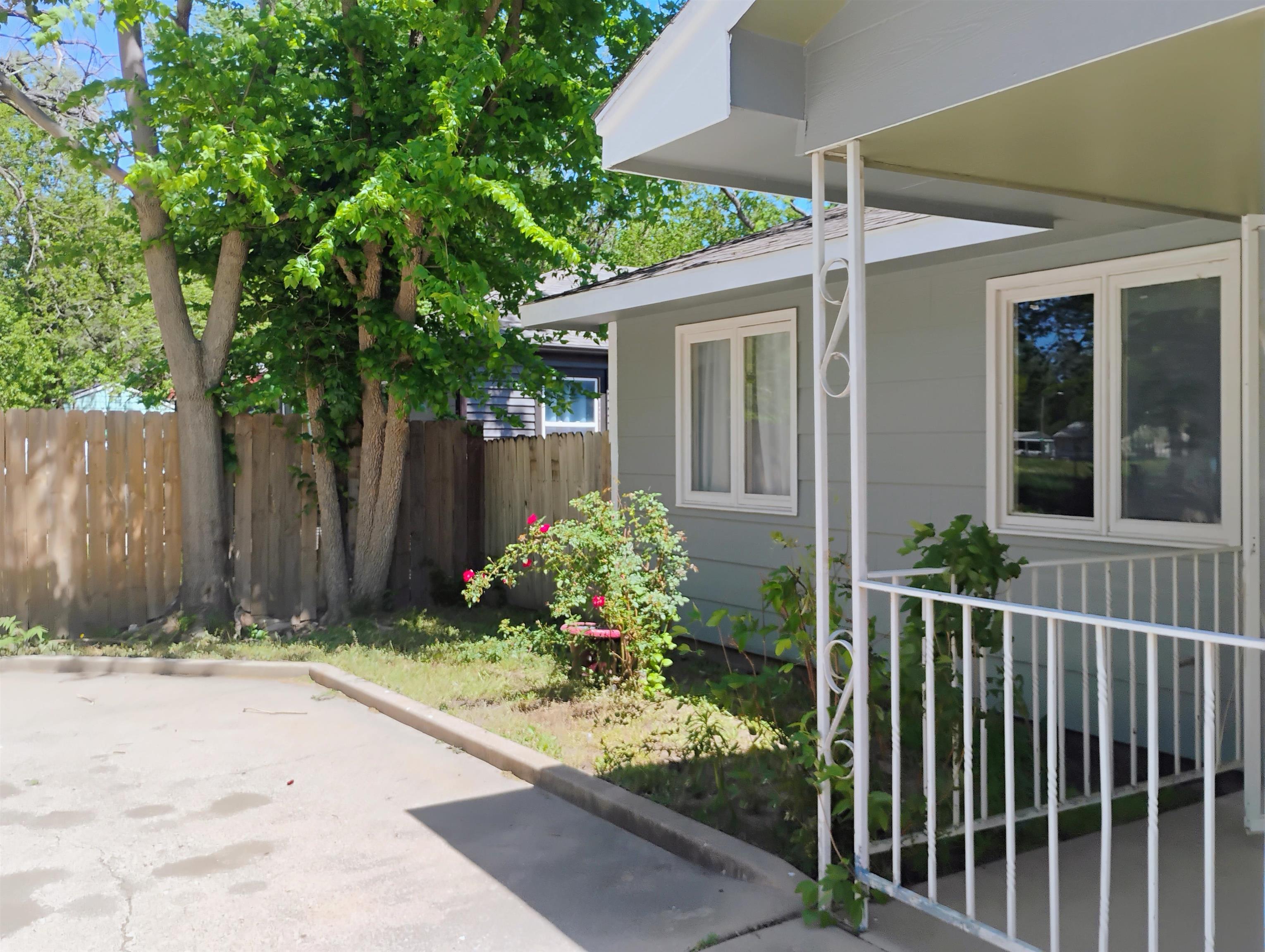3234 N Fairview Avenue Wichita KS 67204