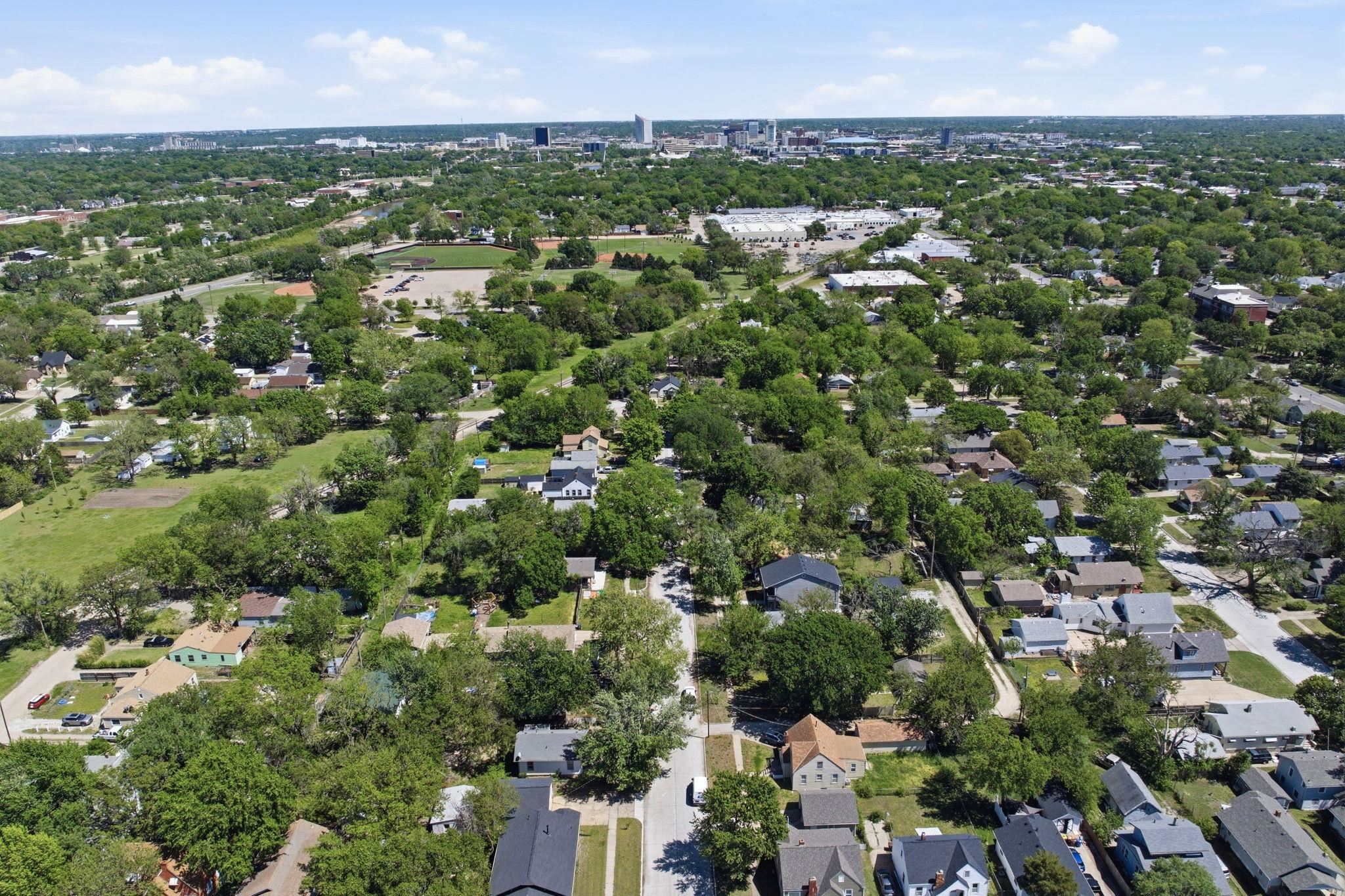 2458 W 3rd Wichita KS 67203