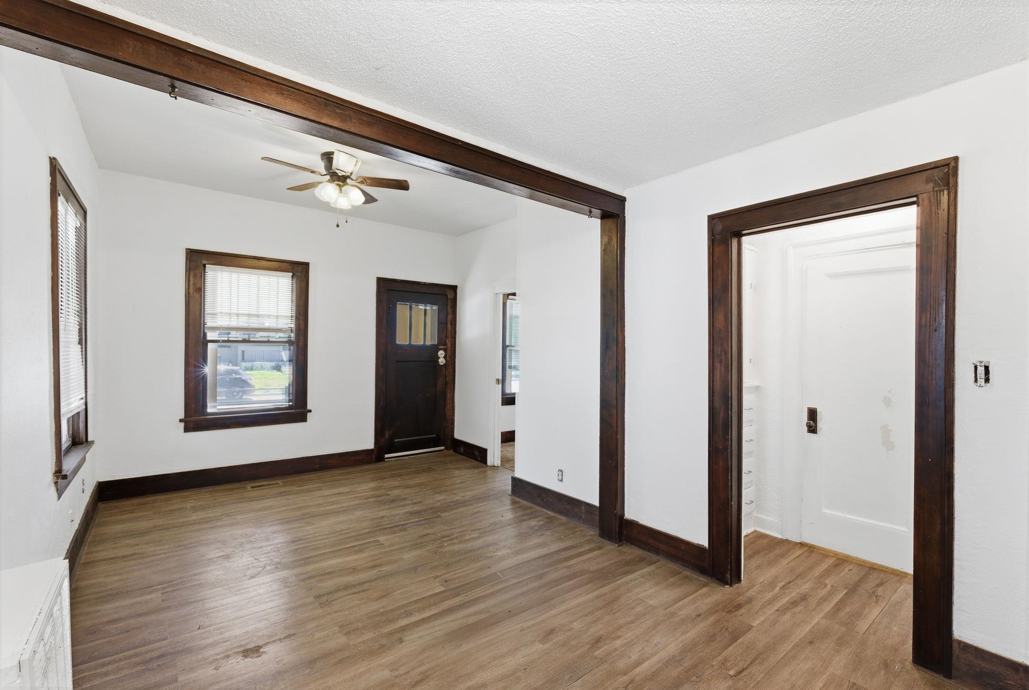 2458 W 3rd Wichita KS 67203