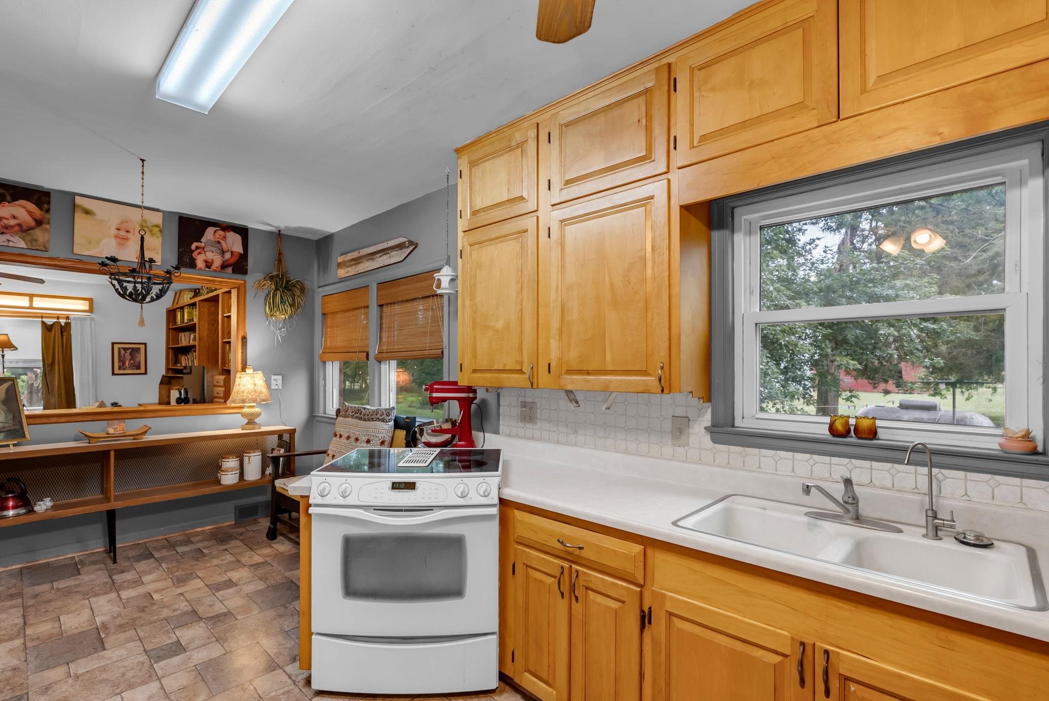 7499 S Tyler Road Clearwater KS 67026