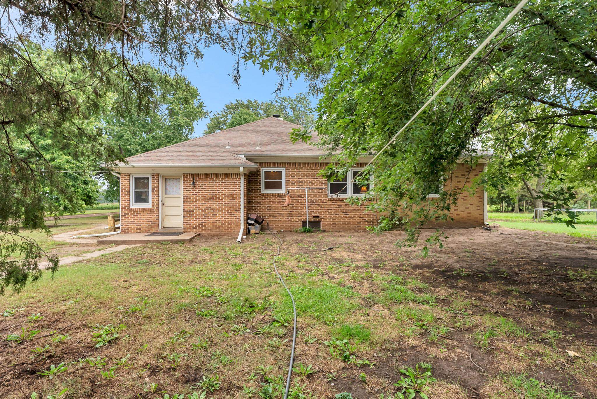 7499 S Tyler Road Clearwater KS 67026