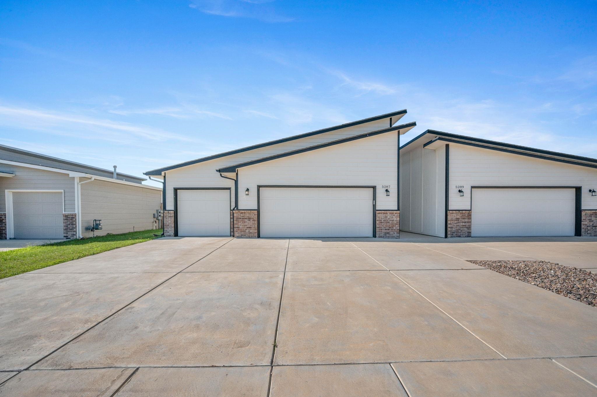 5287 N Toben Wichita KS 67226