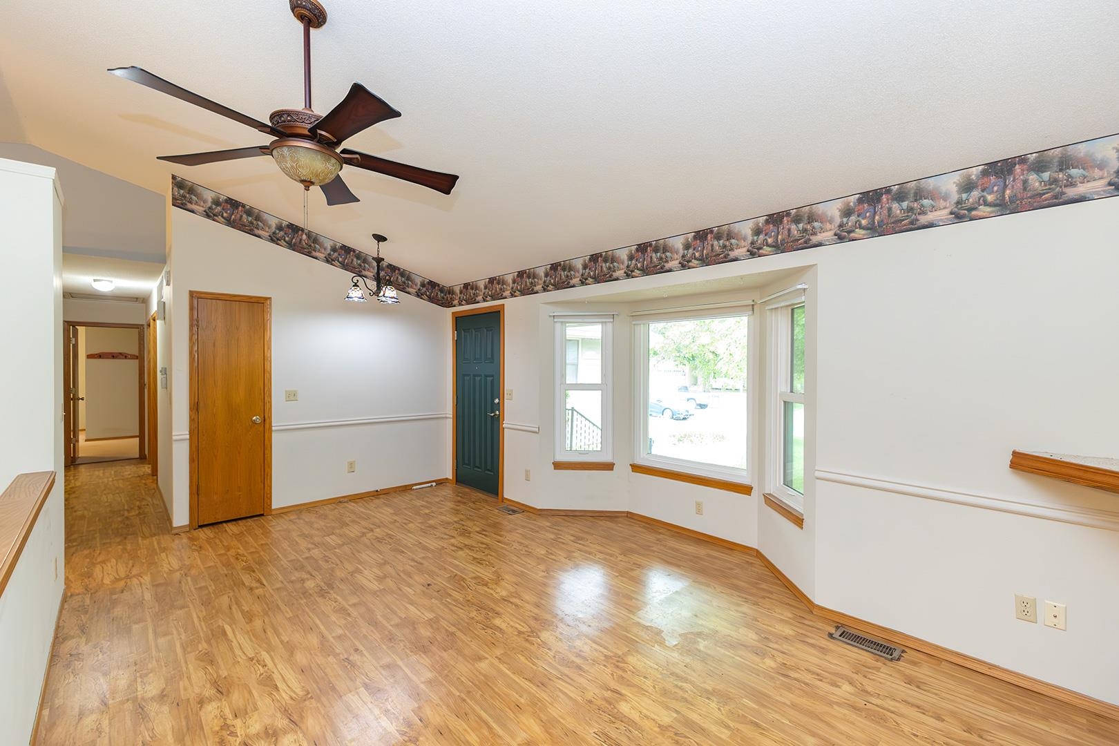 109 Maplewood Mulvane KS 67110