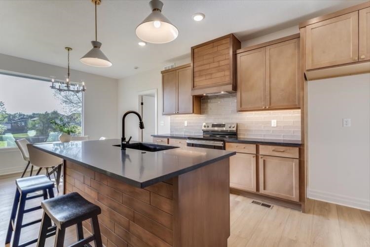 5754 N Edwards Street Wichita KS 67204