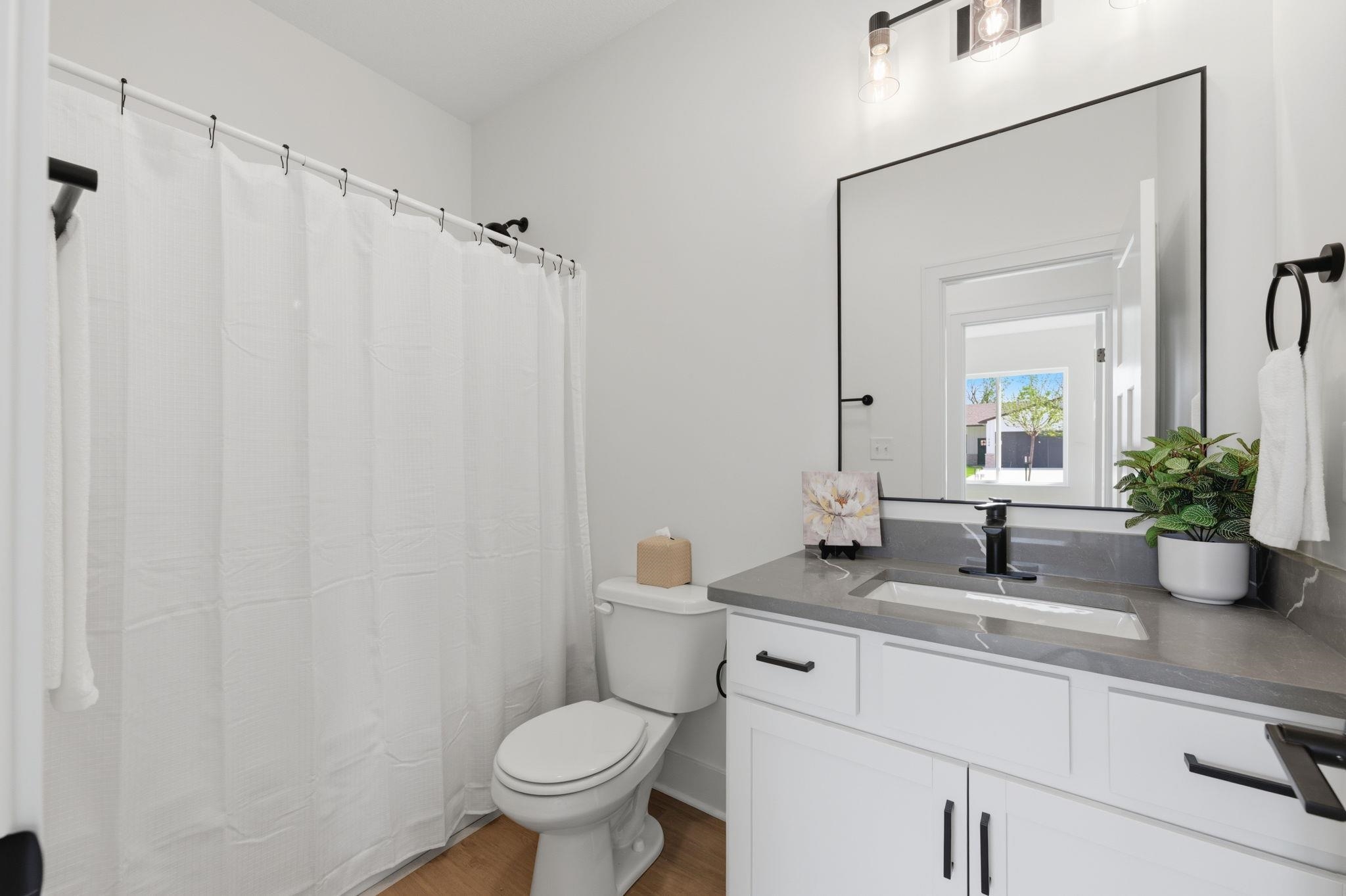 520 E Elmwood Street Park City KS 67147-1124