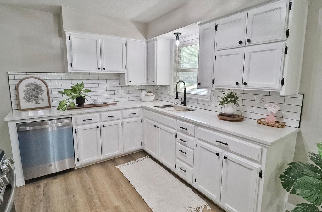1605 N Illinois Avenue Wichita KS 67203