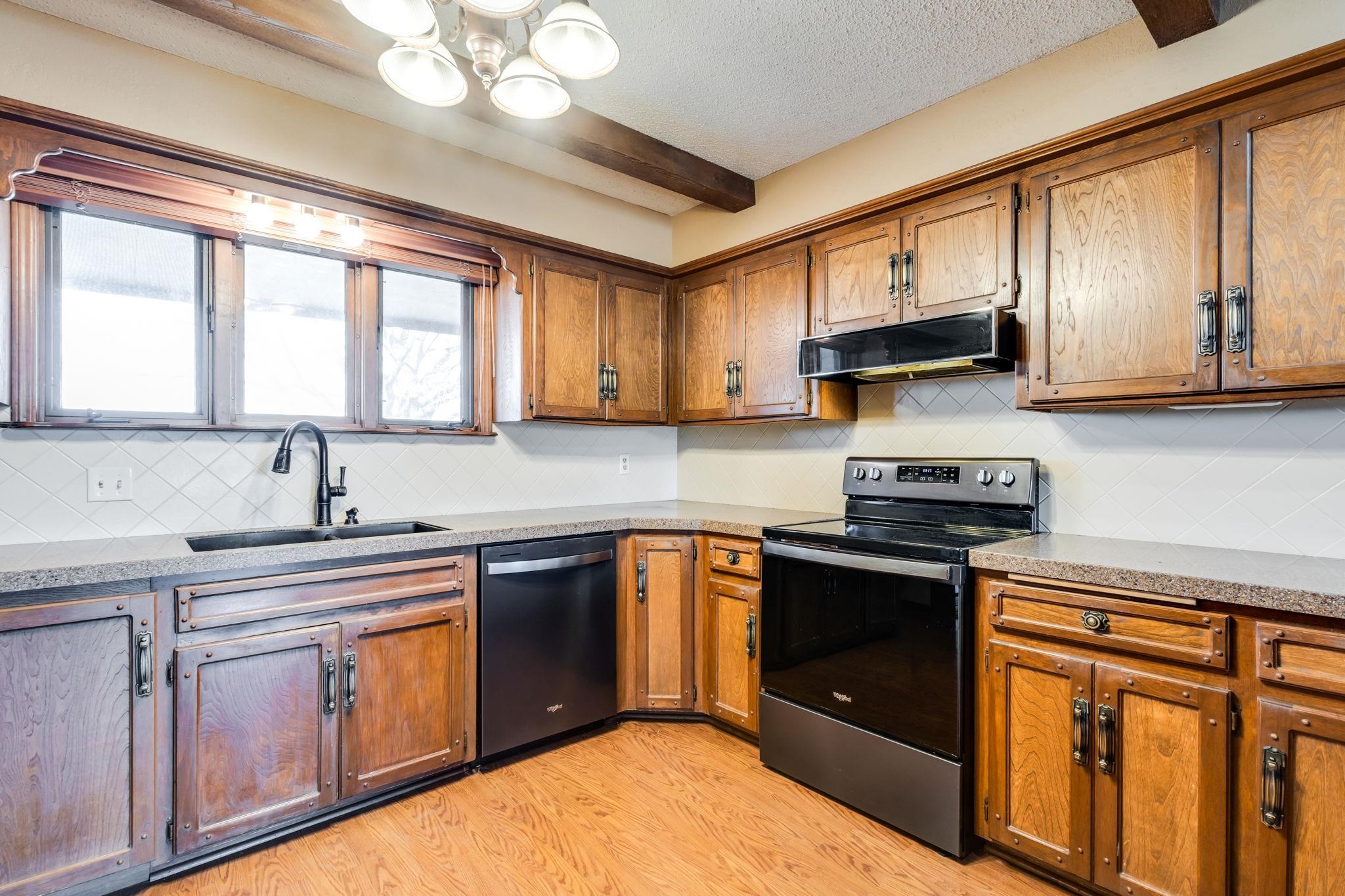 8100 S Hillside Haysville KS 67060