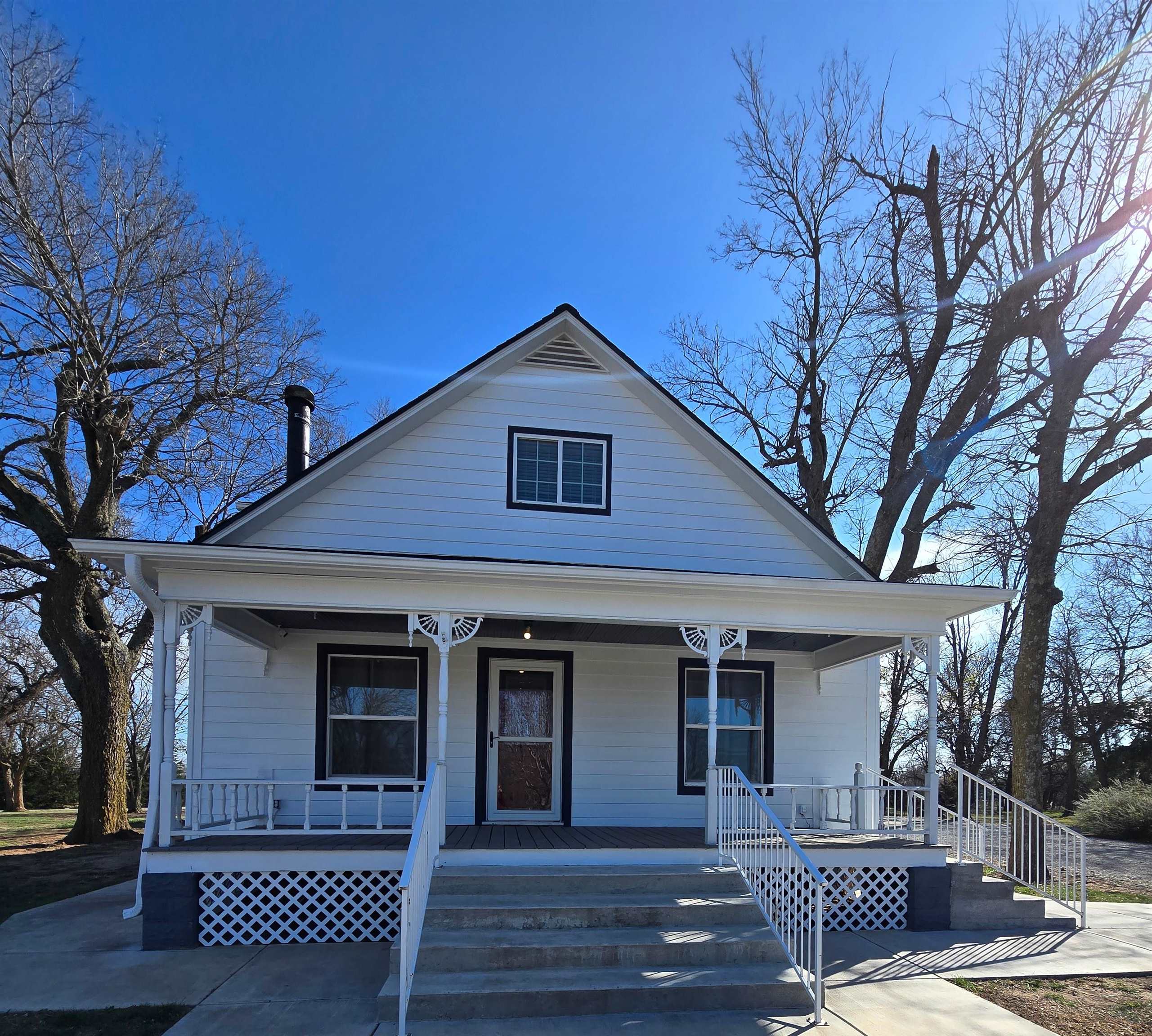 2403 E Chestnut Avenue Arkansas City KS 67005