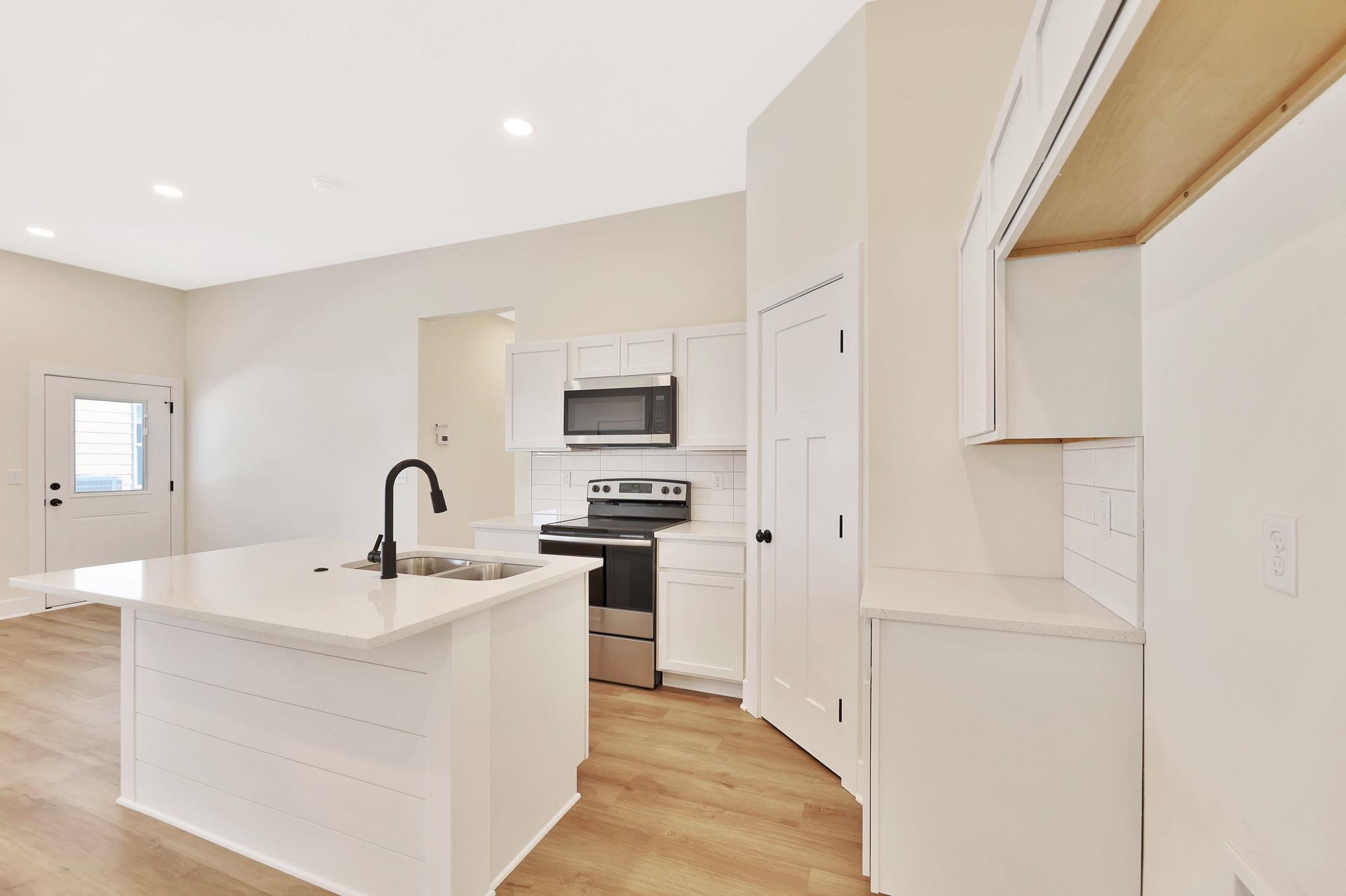 17005 W Kashmir Goddard KS 67052