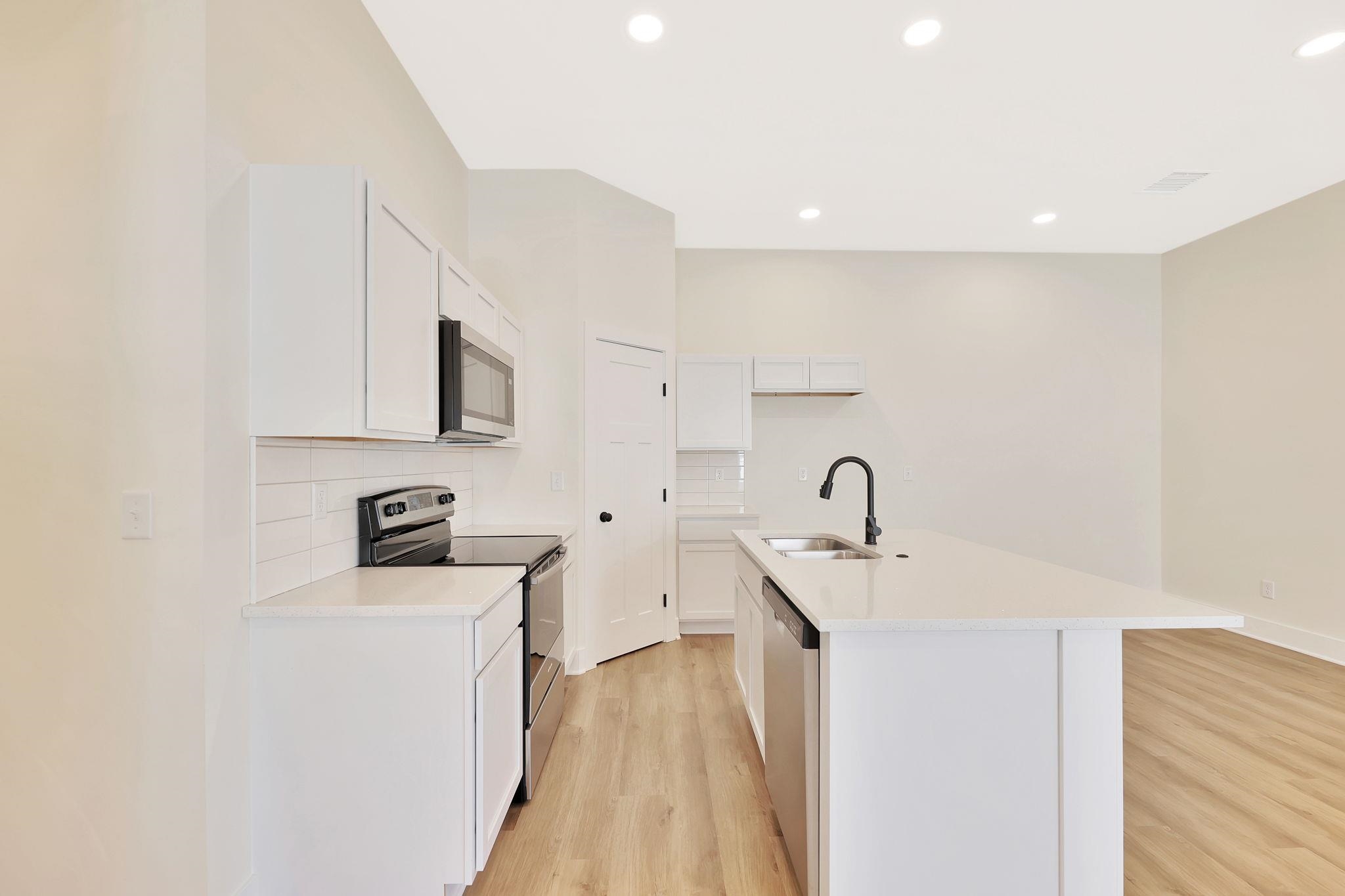 17005 W Kashmir Goddard KS 67052