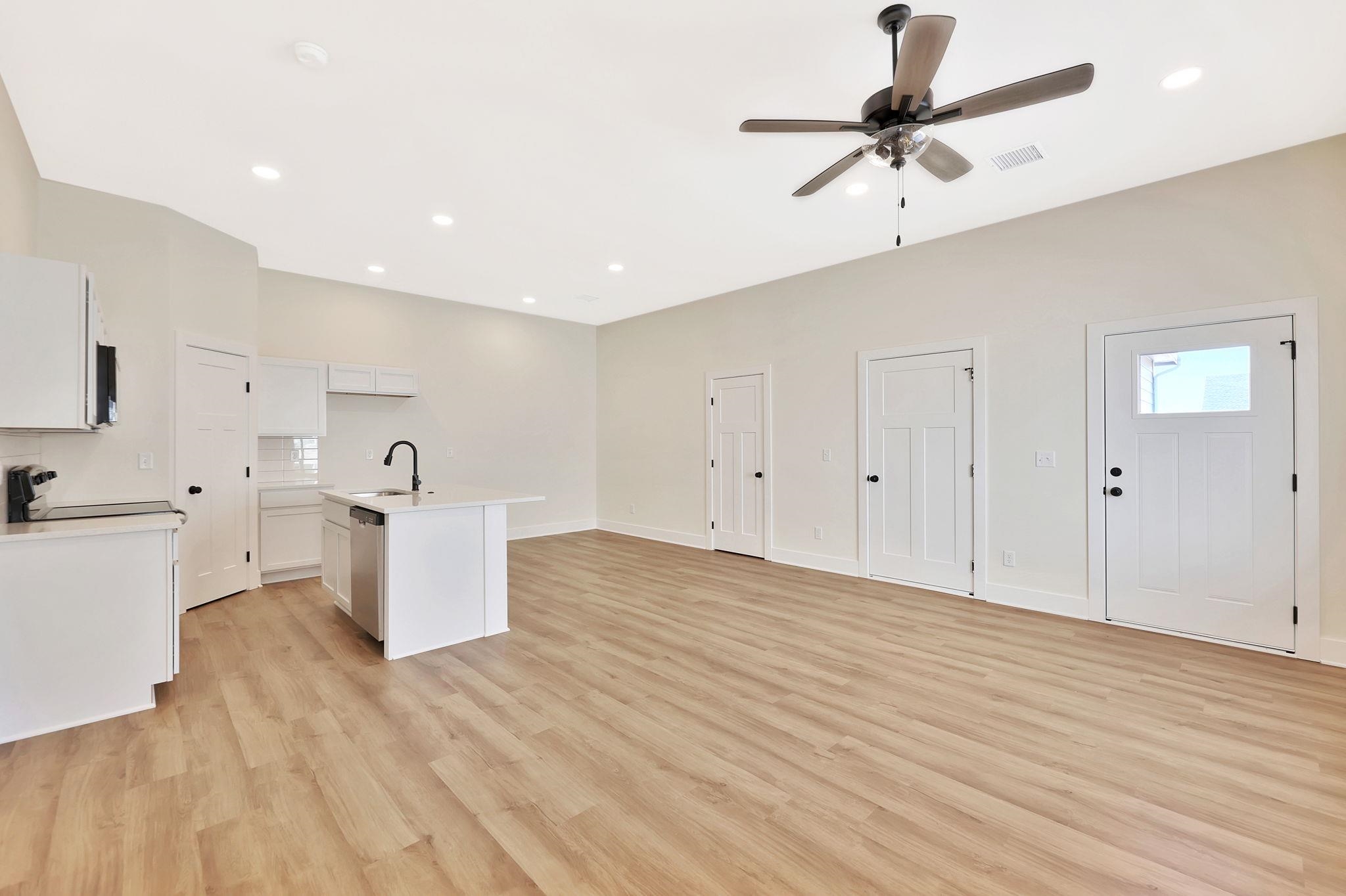 17005 W Kashmir Goddard KS 67052