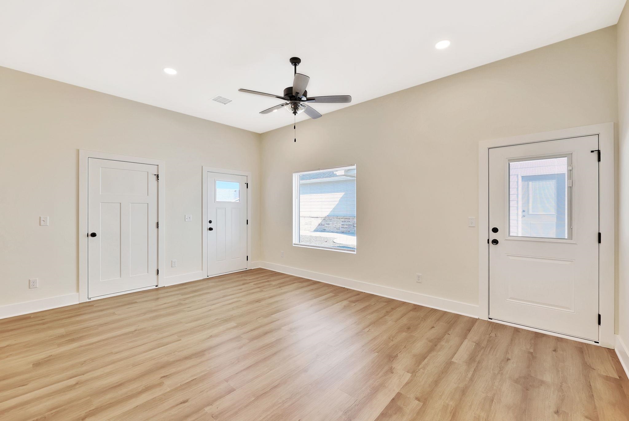 17005 W Kashmir Goddard KS 67052