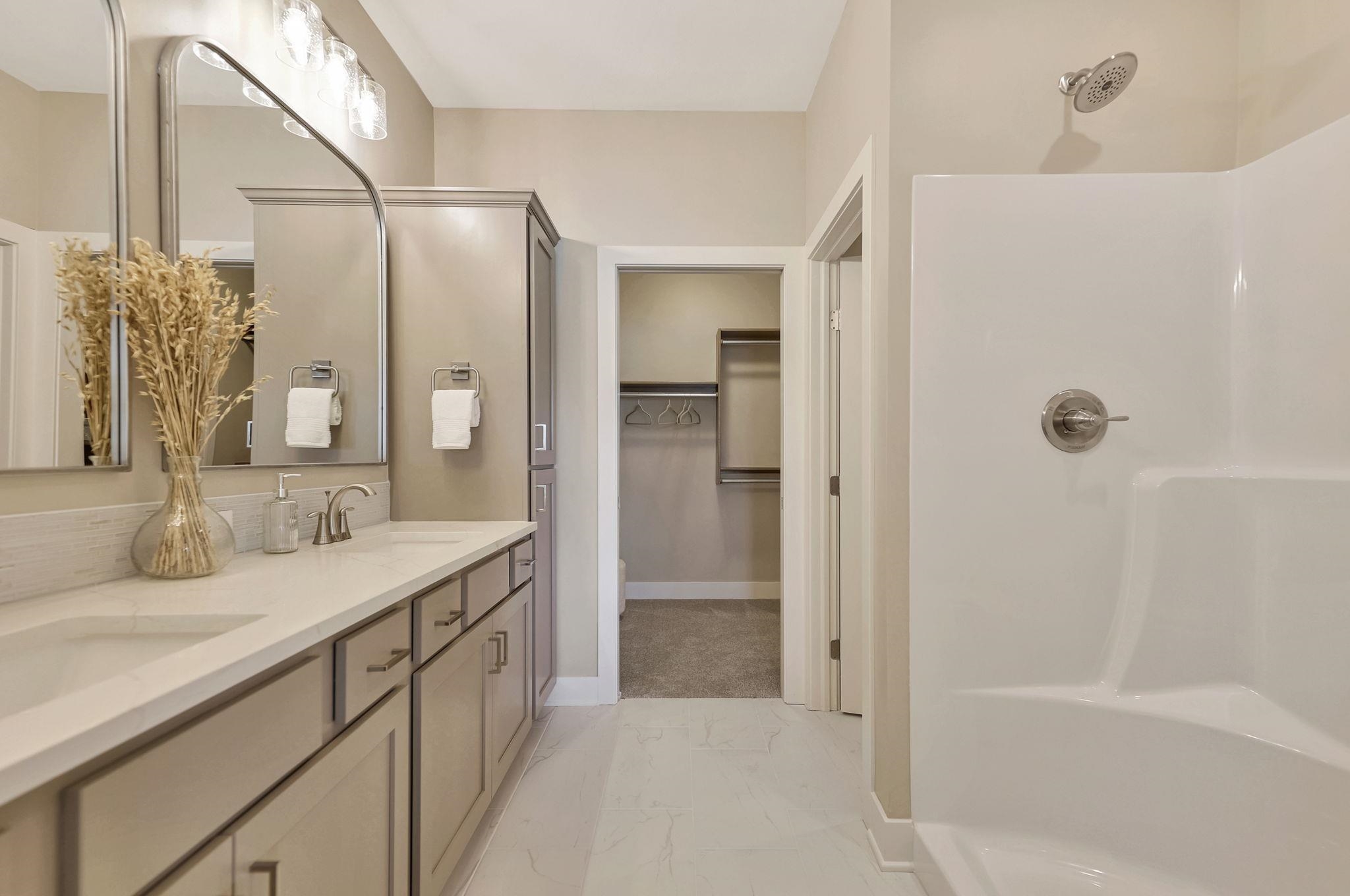 5866 E Central Park Avenue Bel Aire KS 67220