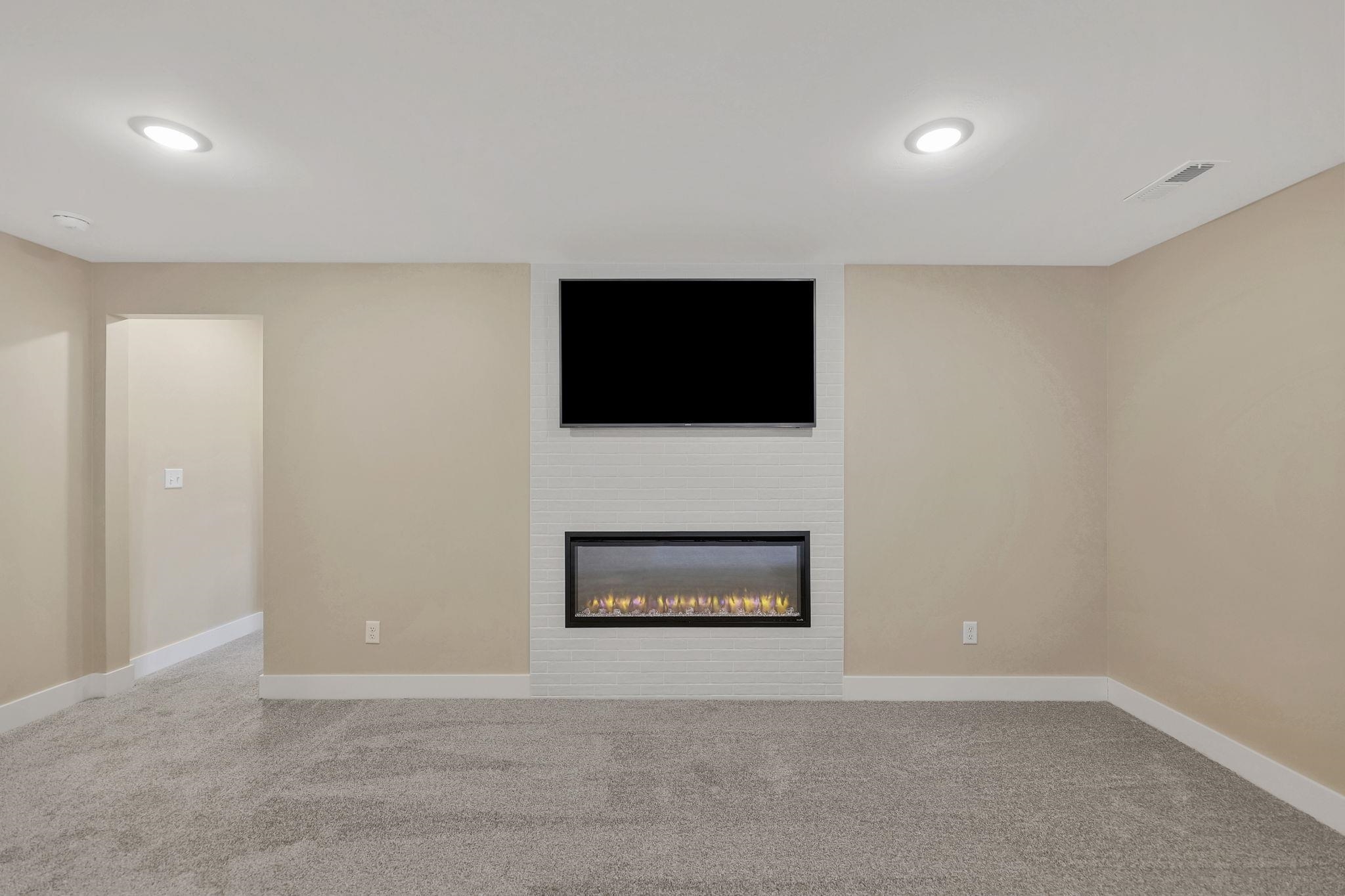 5866 E Central Park Avenue Bel Aire KS 67220