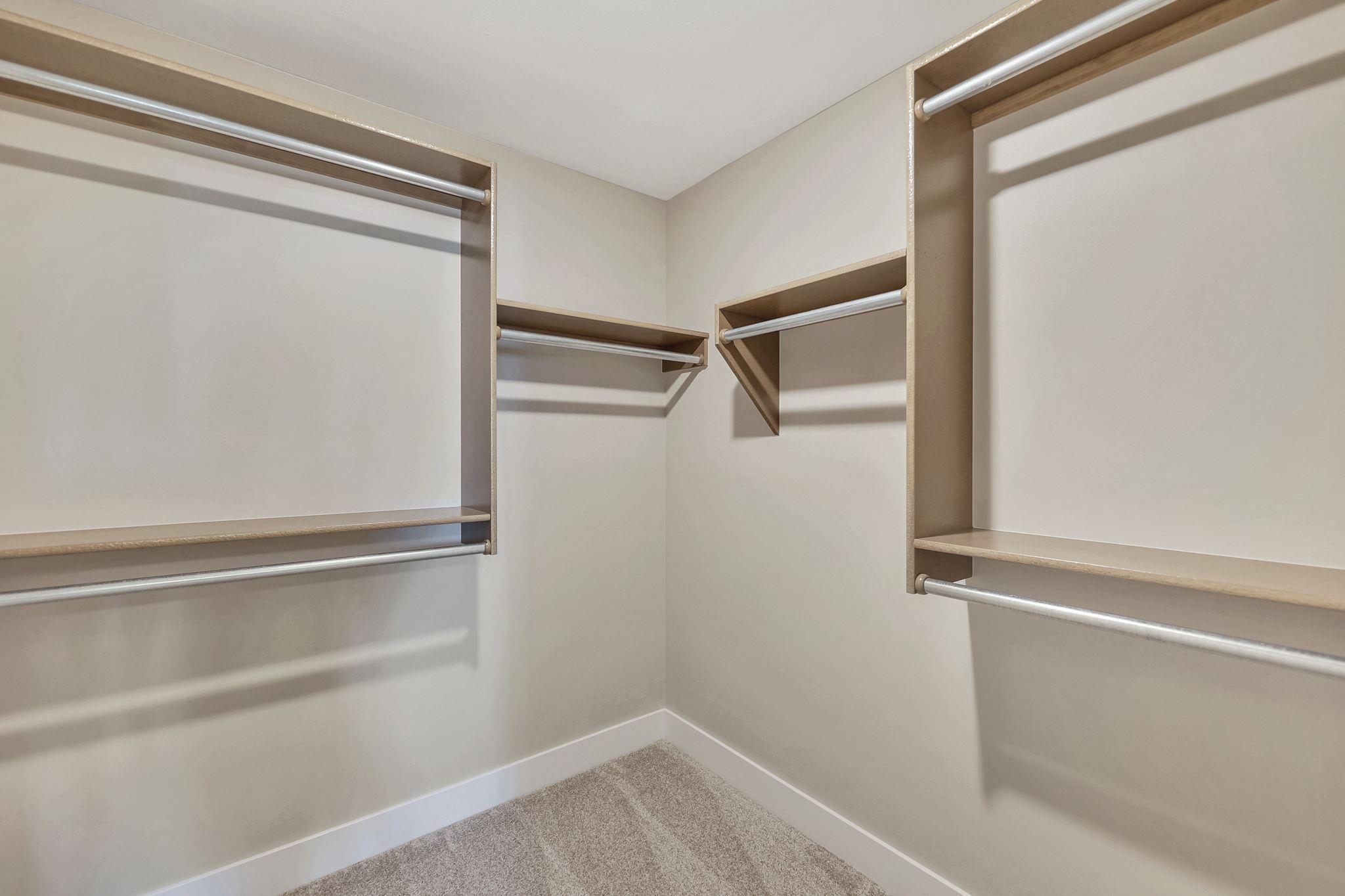 5866 E Central Park Avenue Bel Aire KS 67220