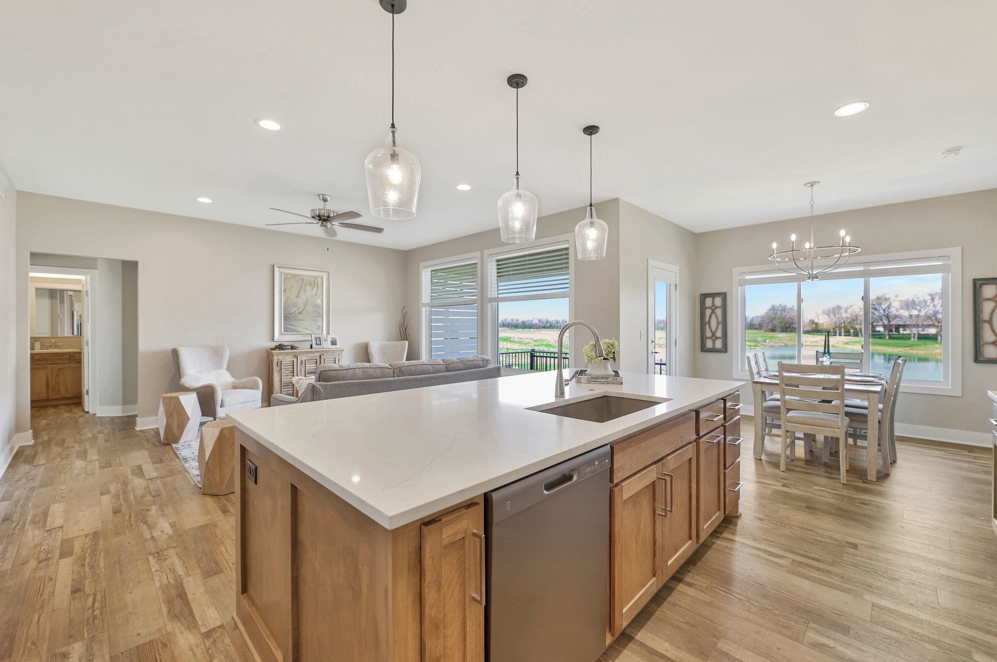 5866 E Central Park Avenue Bel Aire KS 67220