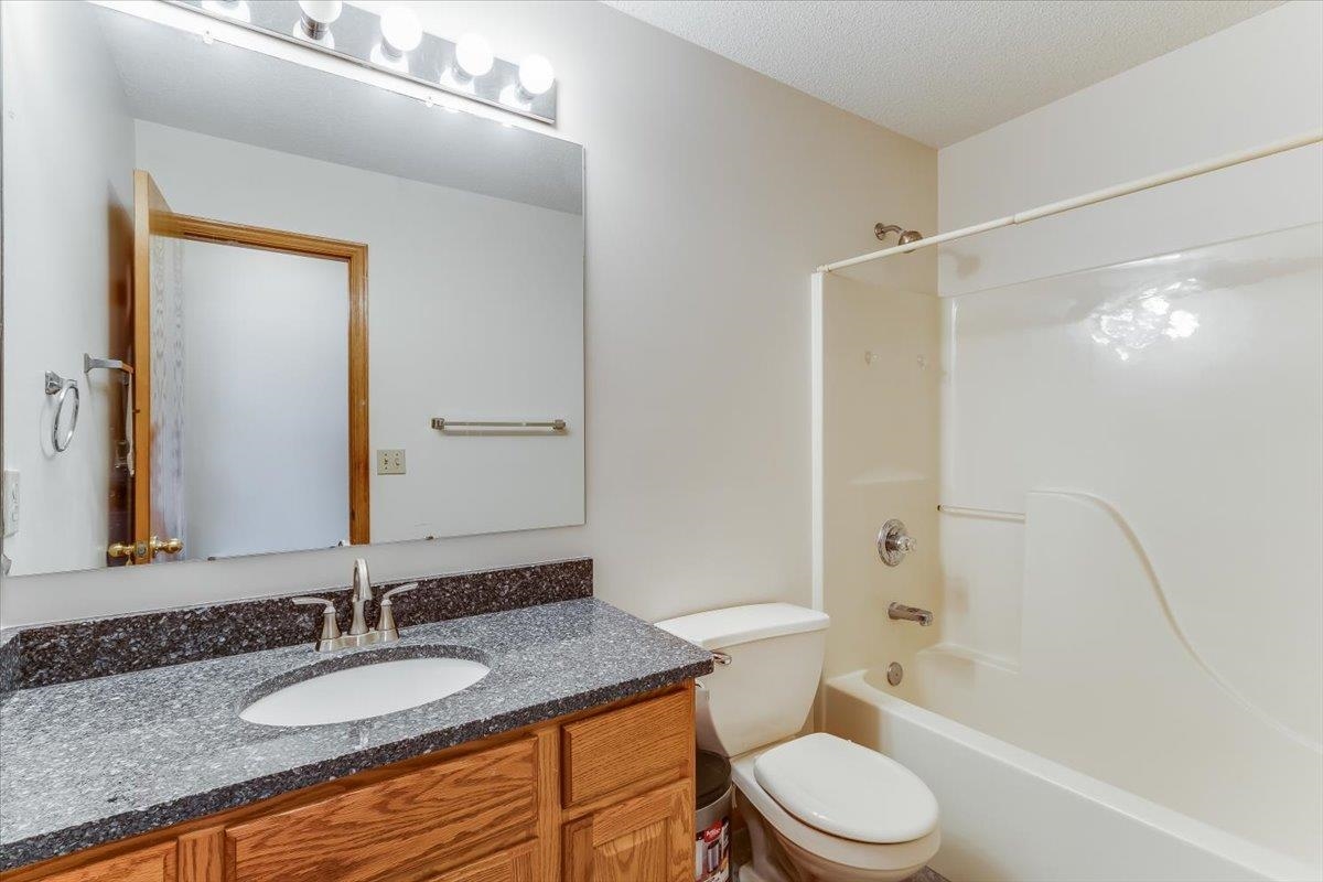 8323 E Champions Court Wichita KS 67226