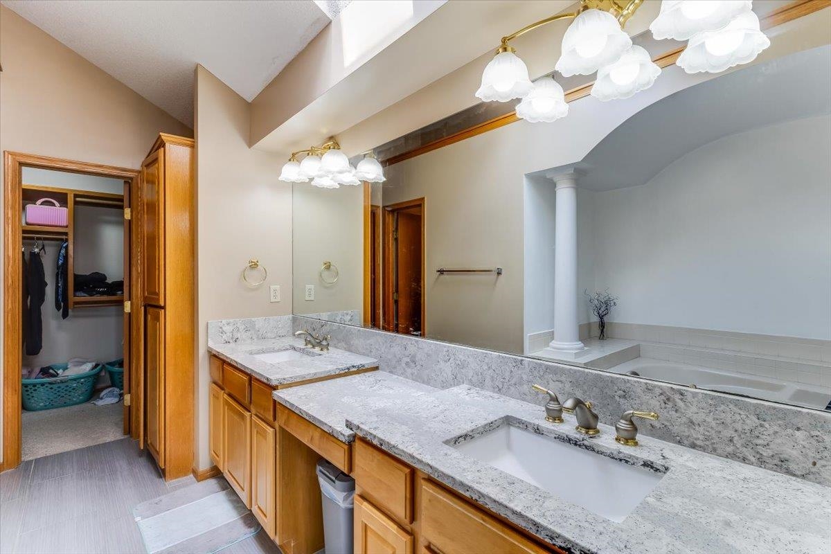 8323 E Champions Court Wichita KS 67226