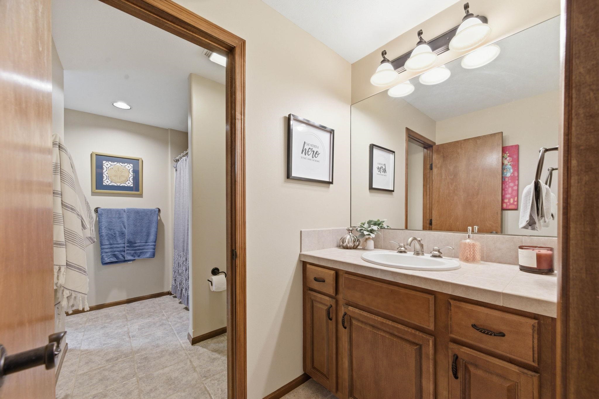 1809 N Glen Wood Circle Wichita KS 67230