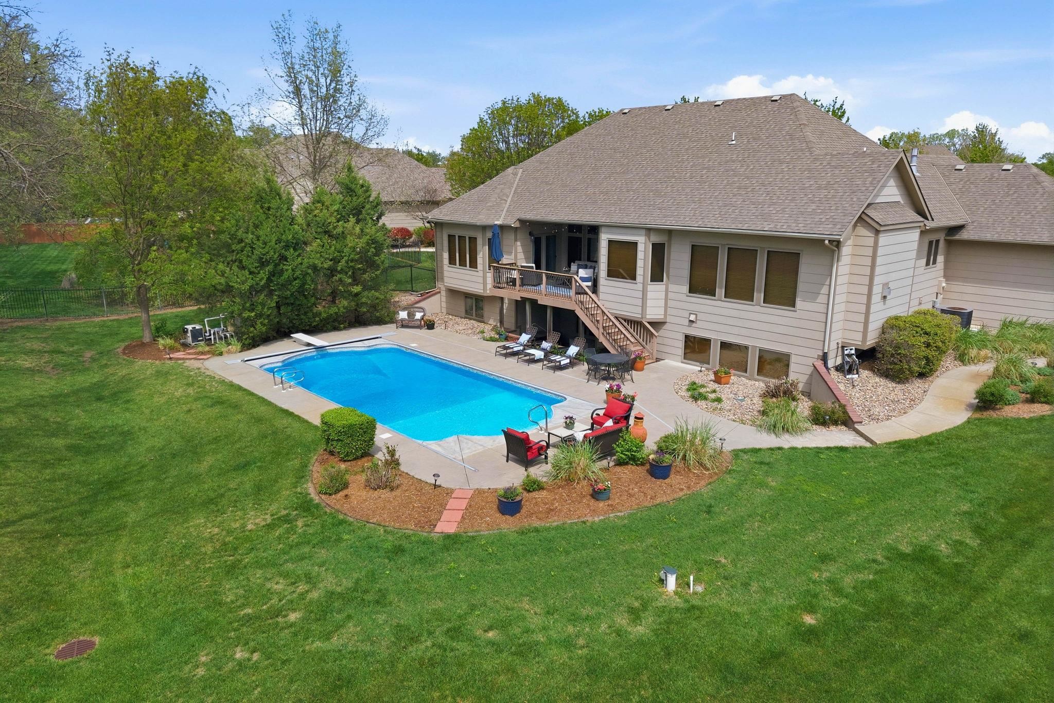 1809 N Glen Wood Circle Wichita KS 67230