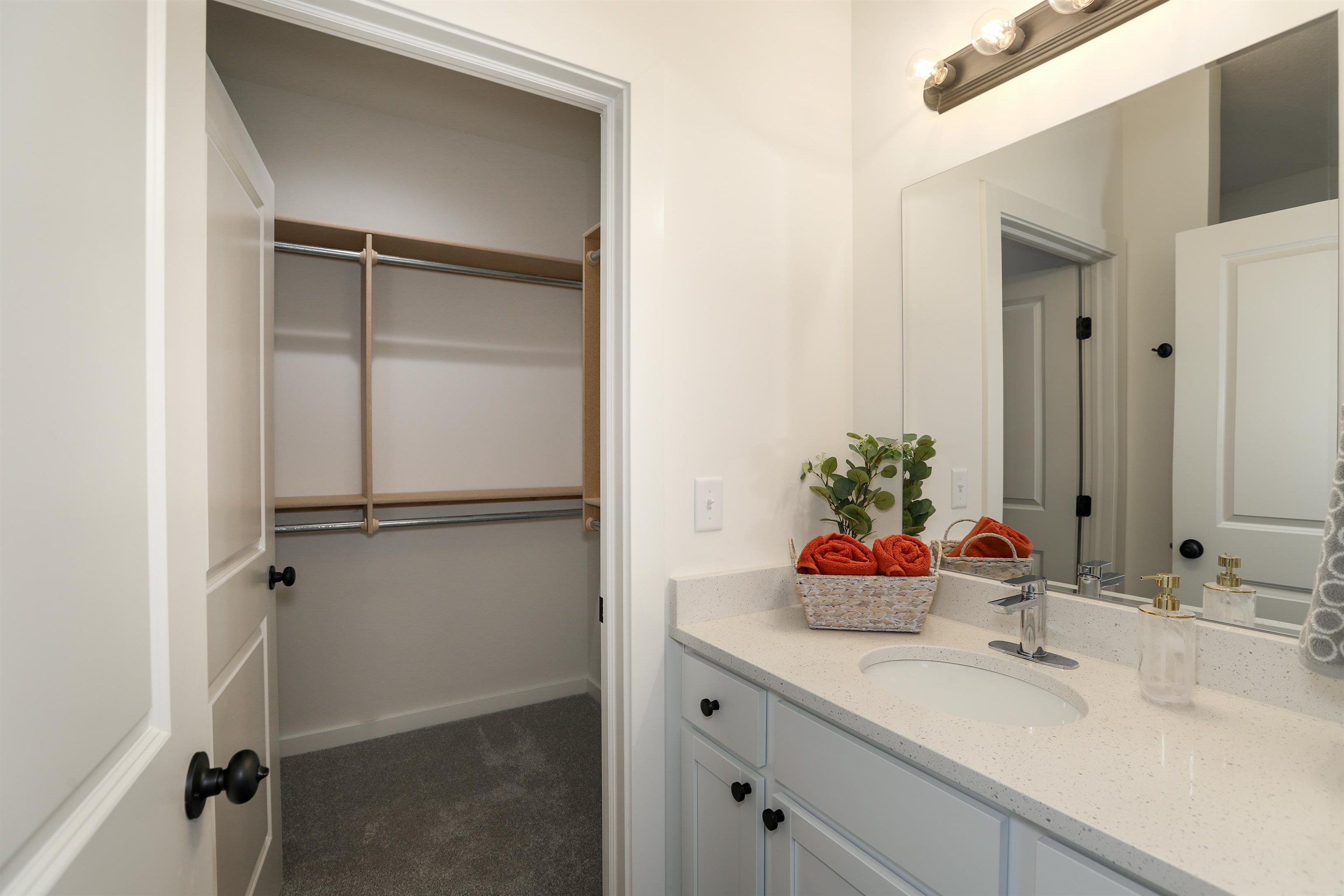 5247 N Pinecrest Court Bel Aire KS 67220