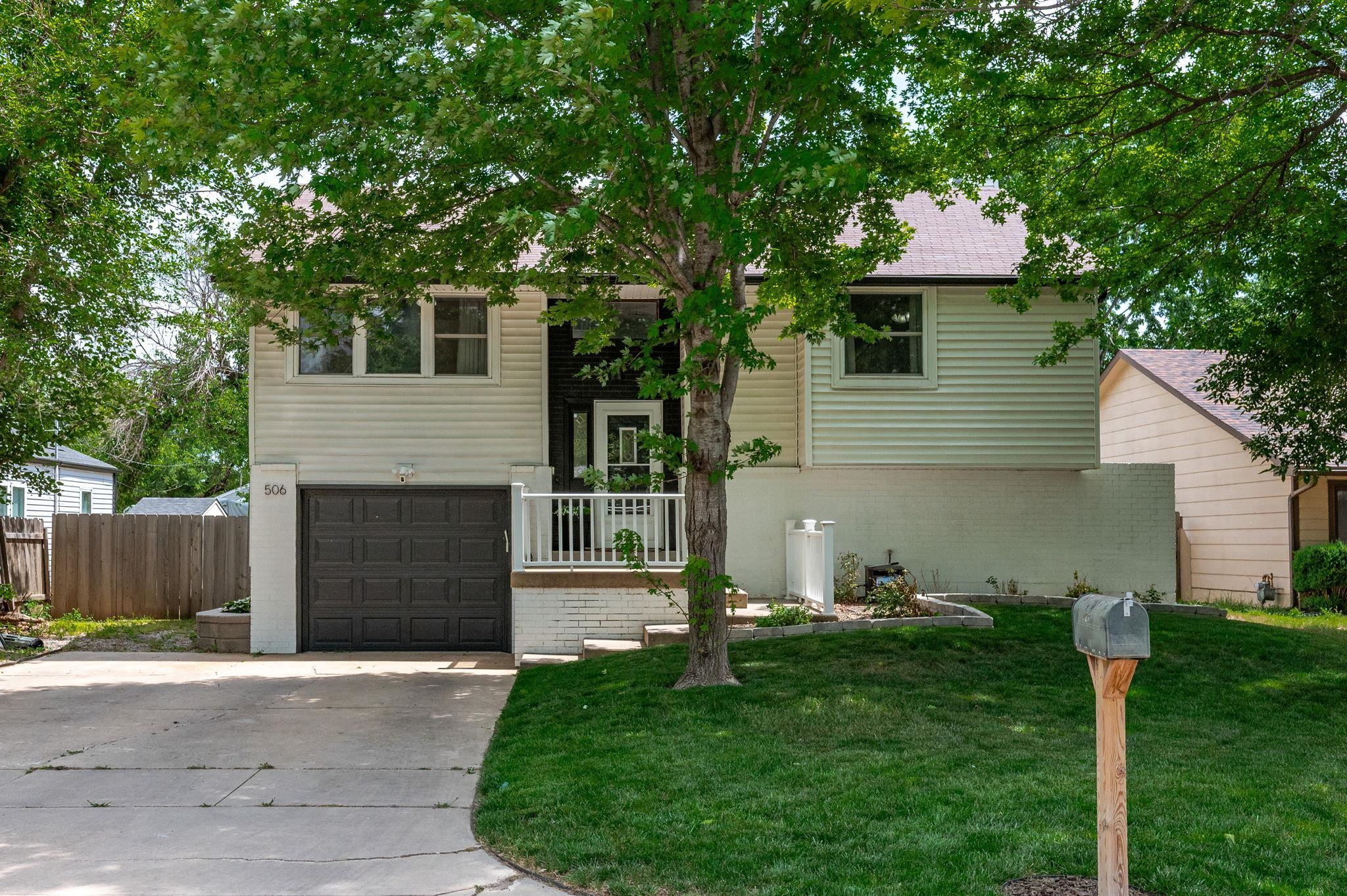 506 S Mount Carmel Wichita KS 67213