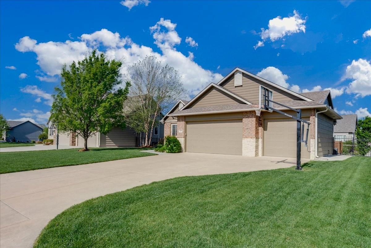 3207 N Chambers Street Wichita KS 67205