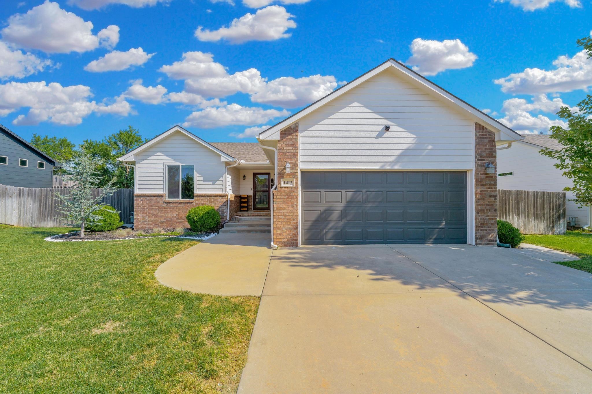 1412 E Splitwood Way Street Derby KS 67037