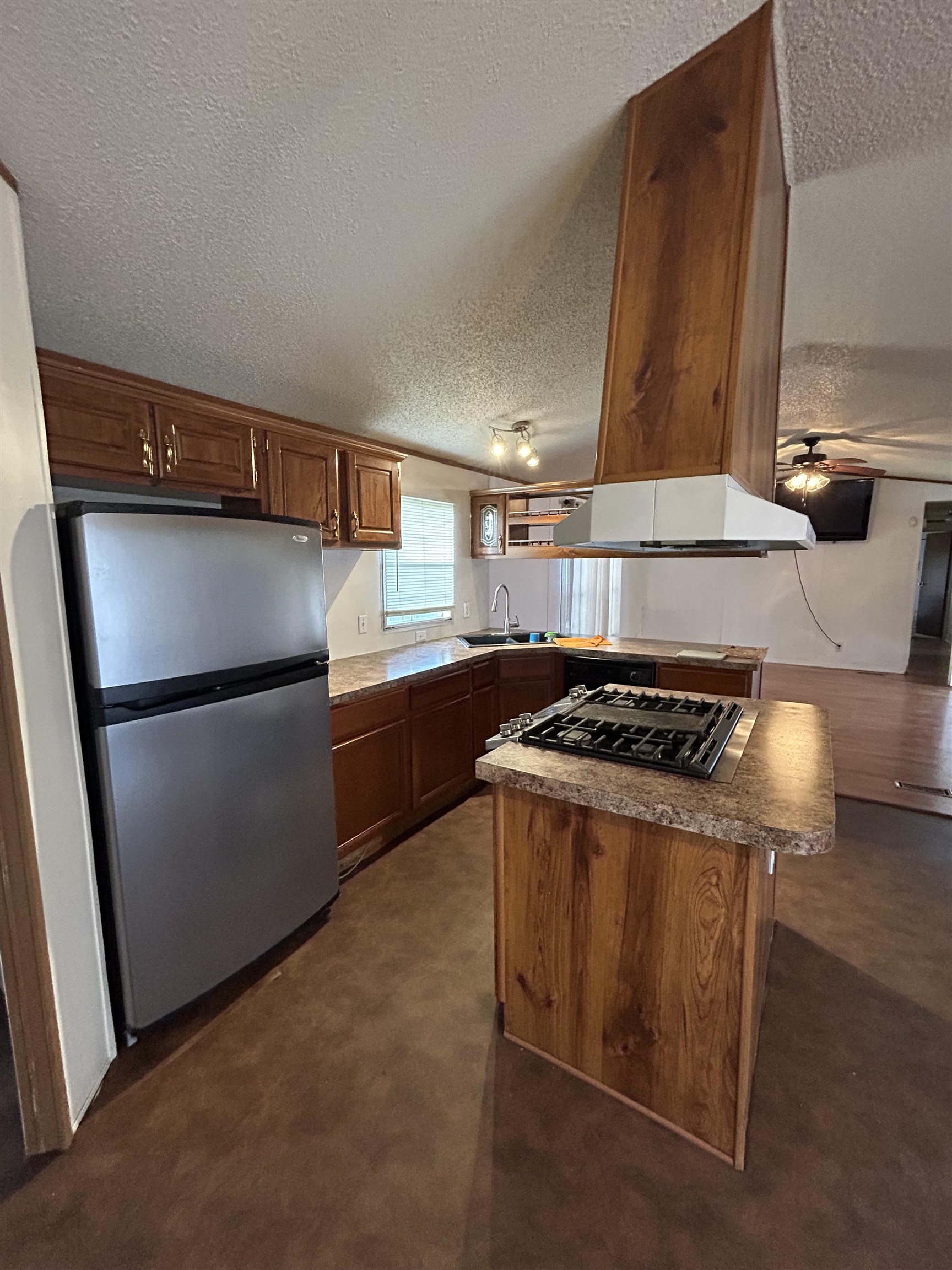 1513 E Idlewild Drive Wichita KS 67216