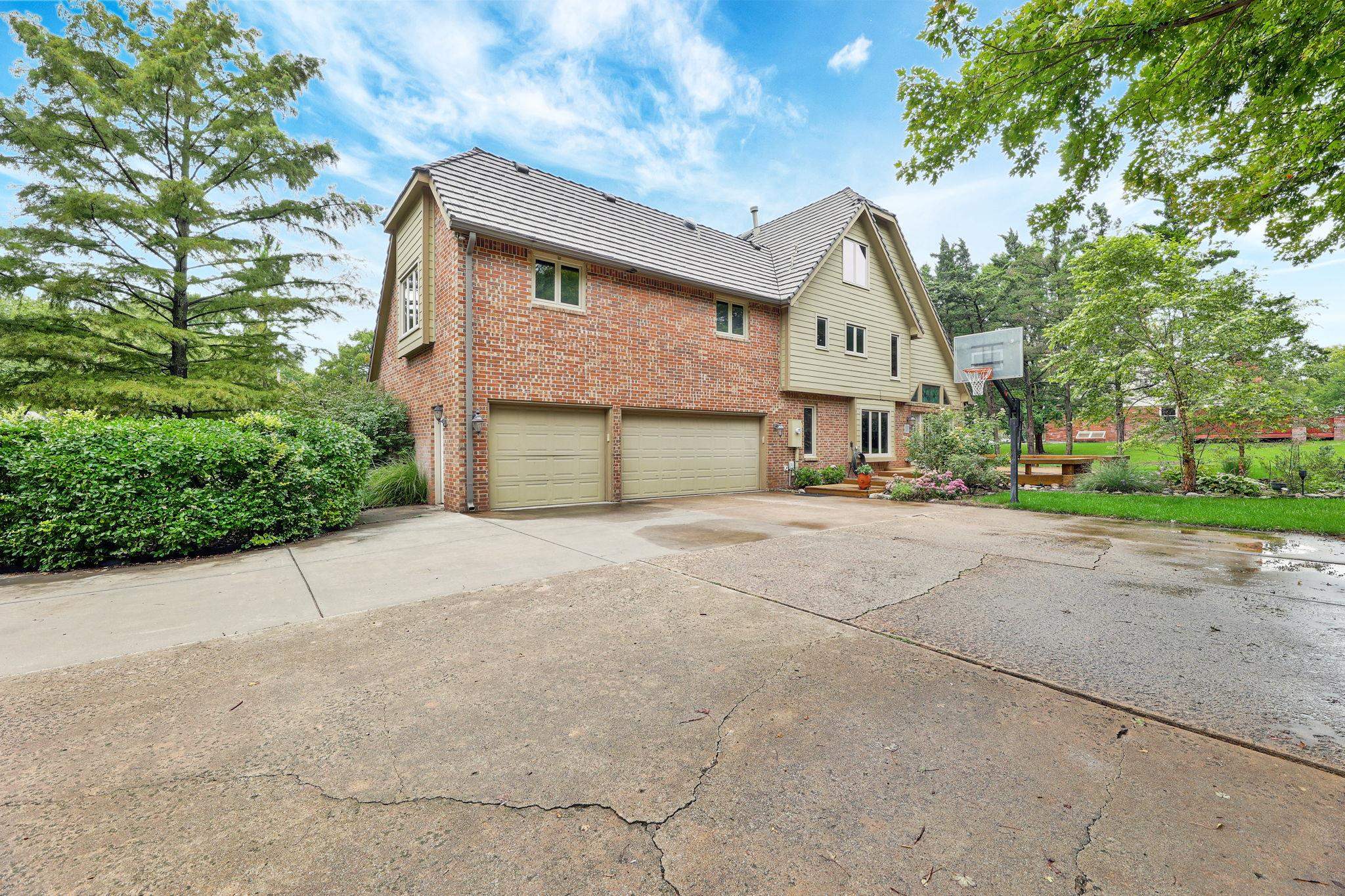 16 N Sagebrush Street Wichita KS 67230