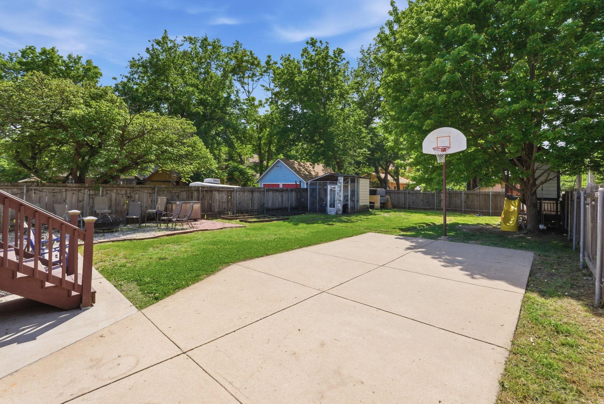 1517 N Park Place Wichita KS 67203