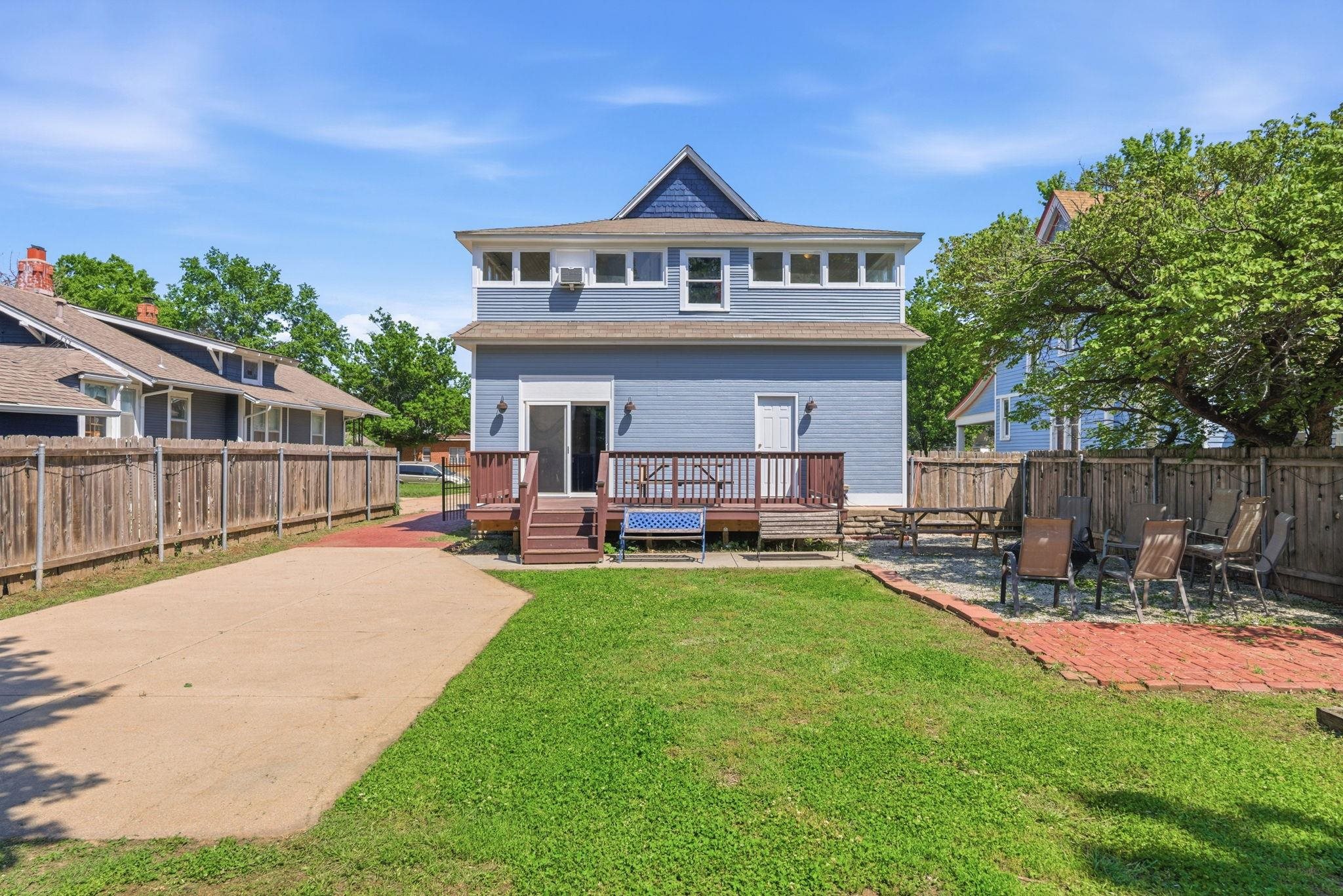 1517 N Park Place Wichita KS 67203