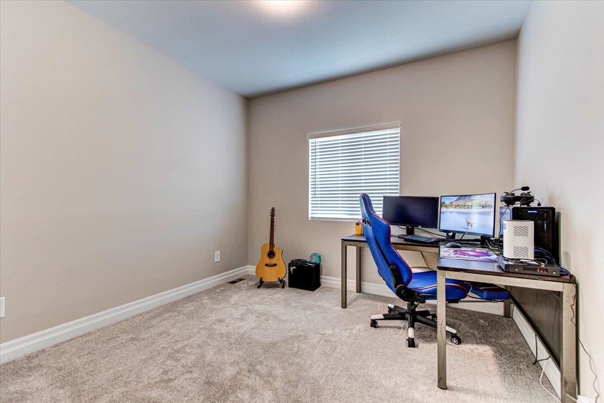 215 S Commercial Avenue Sedgwick KS 67135