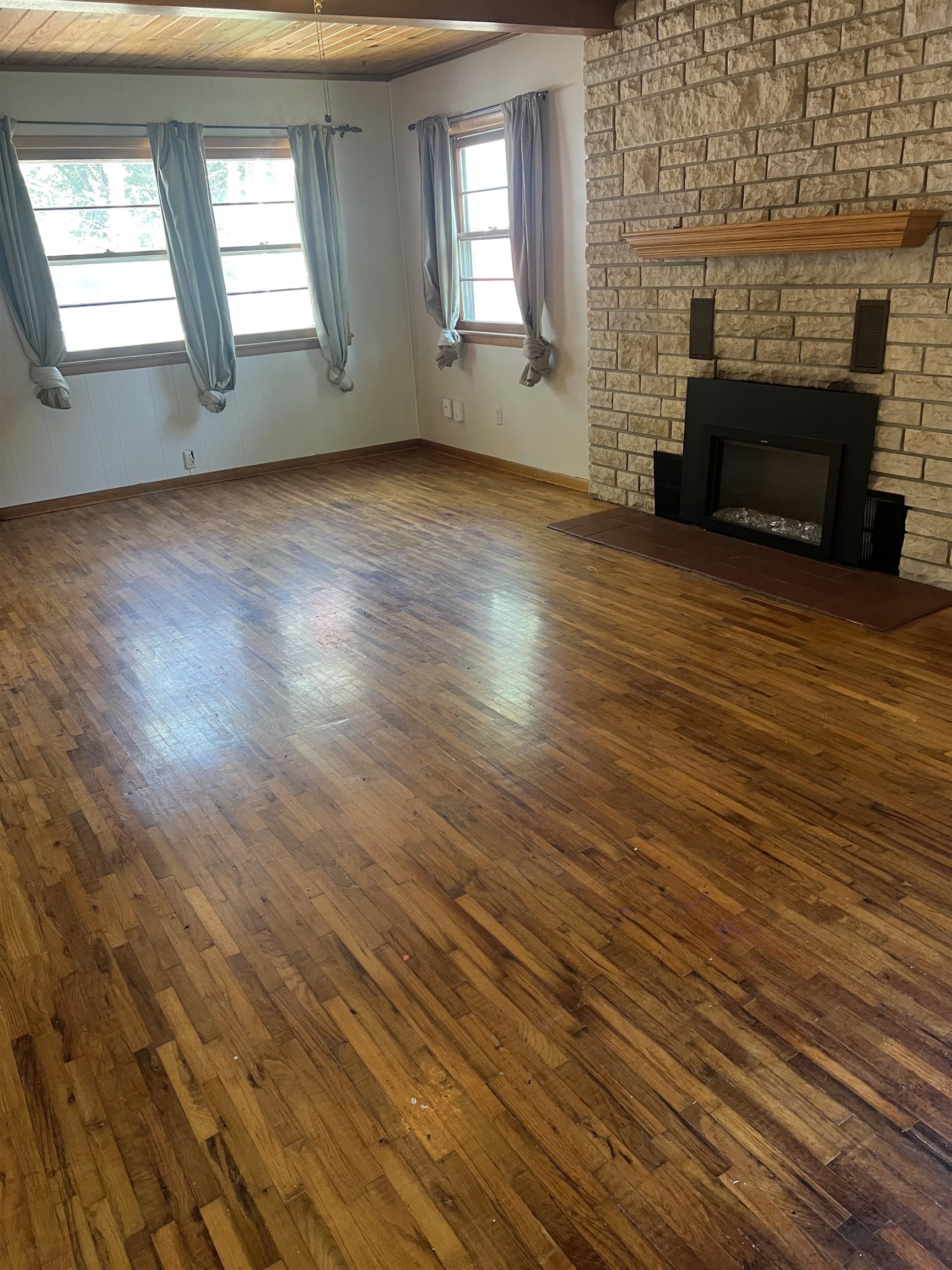 606 N Lakeside Drive Andover KS 67002