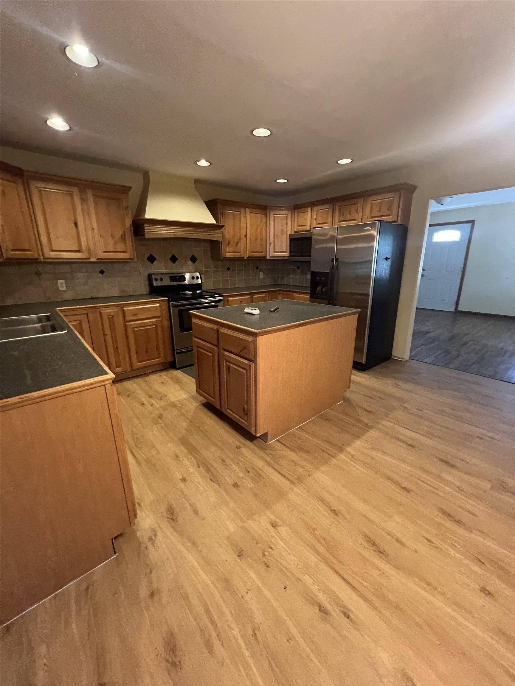 606 N Lakeside Drive Andover KS 67002