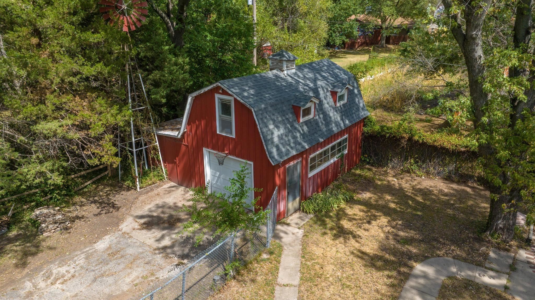 606 N Lakeside Drive Andover KS 67002