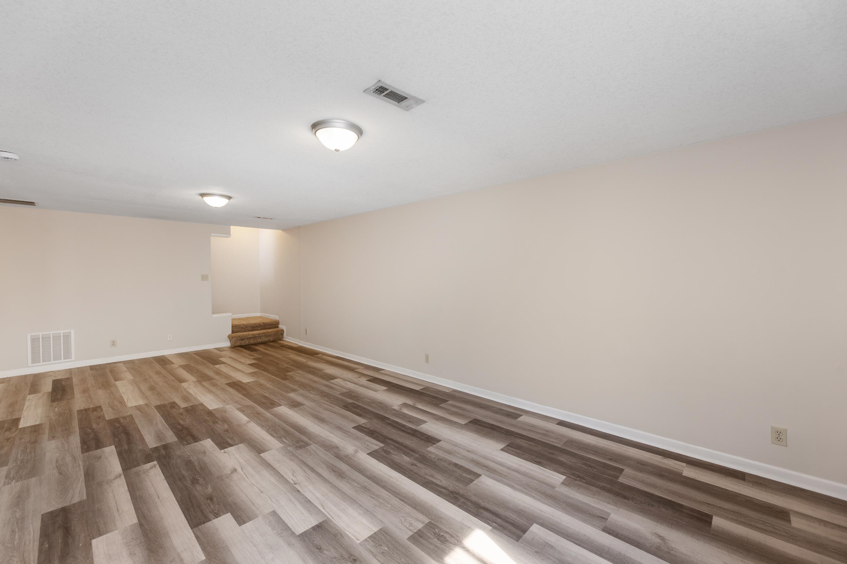 1805 S Hoyt Circle Wichita KS 67207
