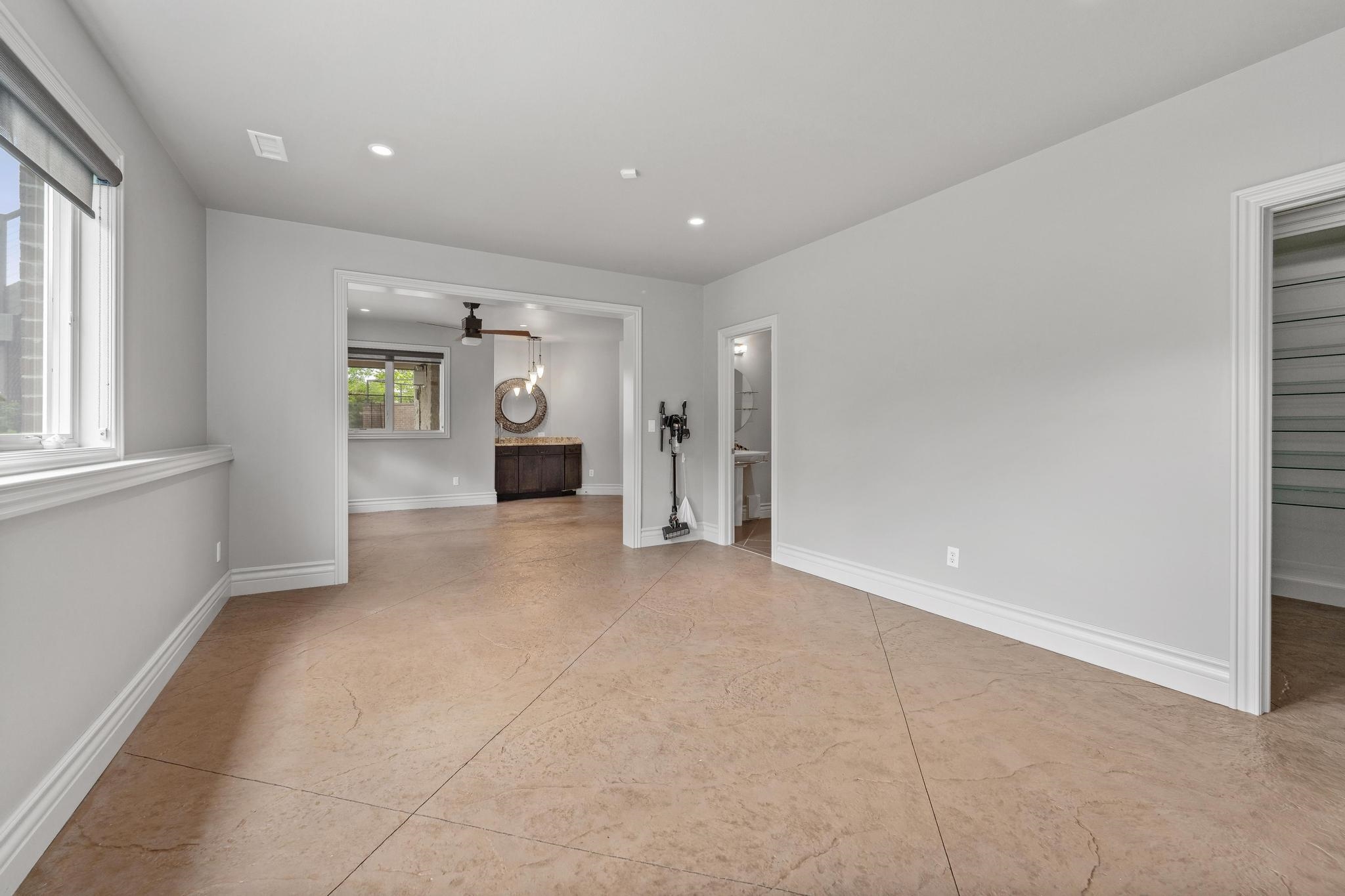 10817 E Glengate Circle Wichita KS 67206