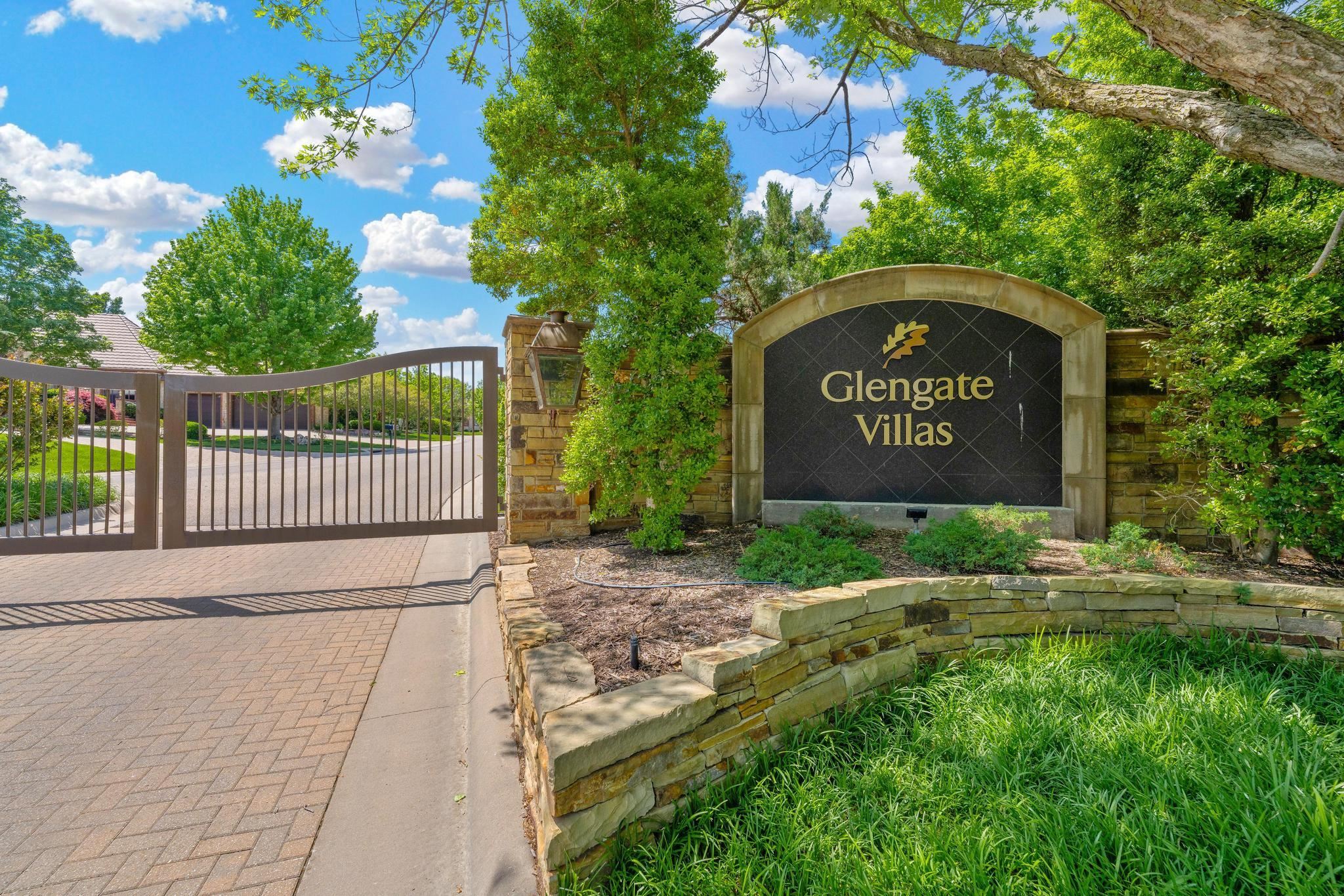 10817 E Glengate Circle Wichita KS 67206