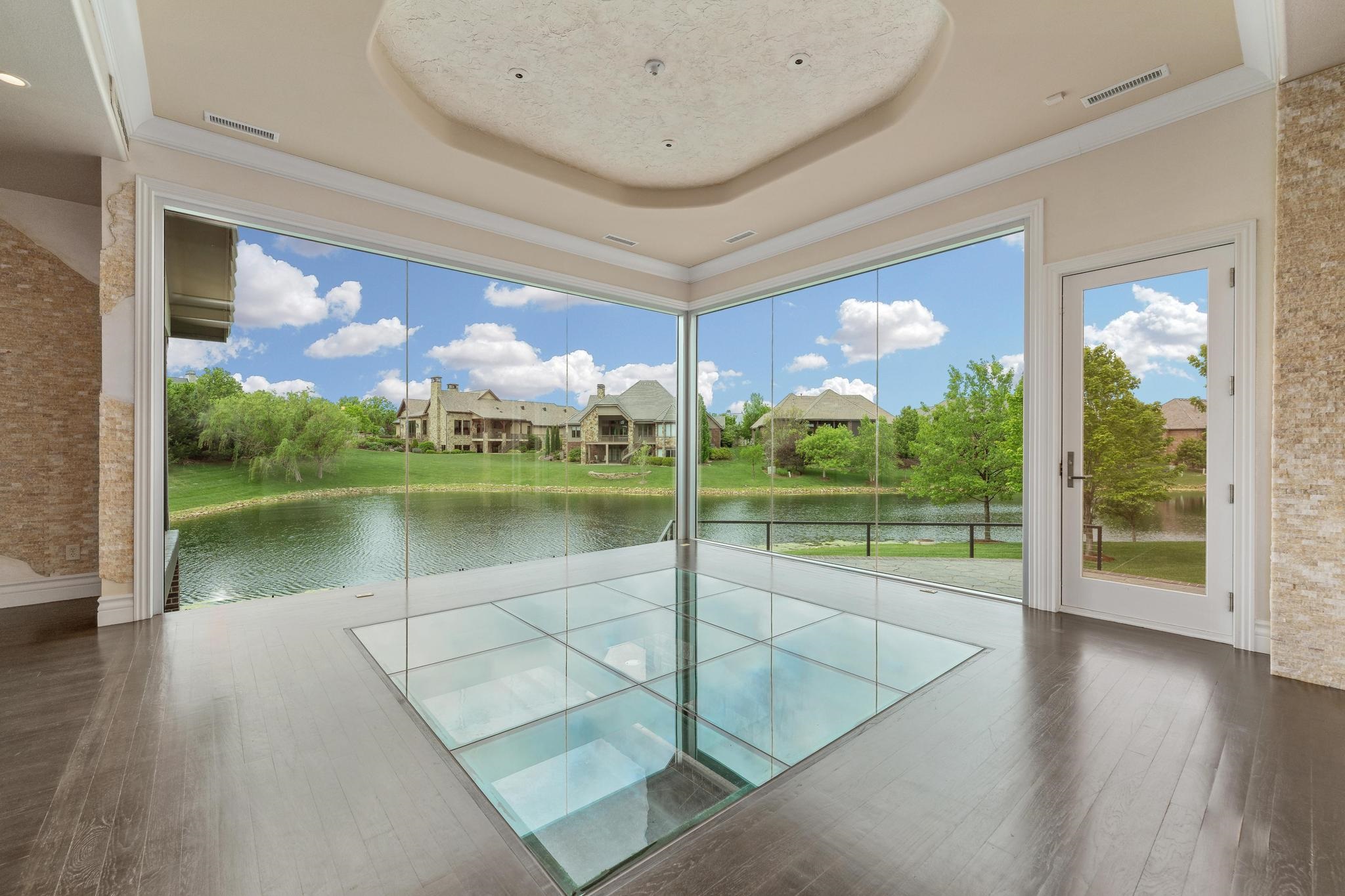 10817 E Glengate Circle Wichita KS 67206
