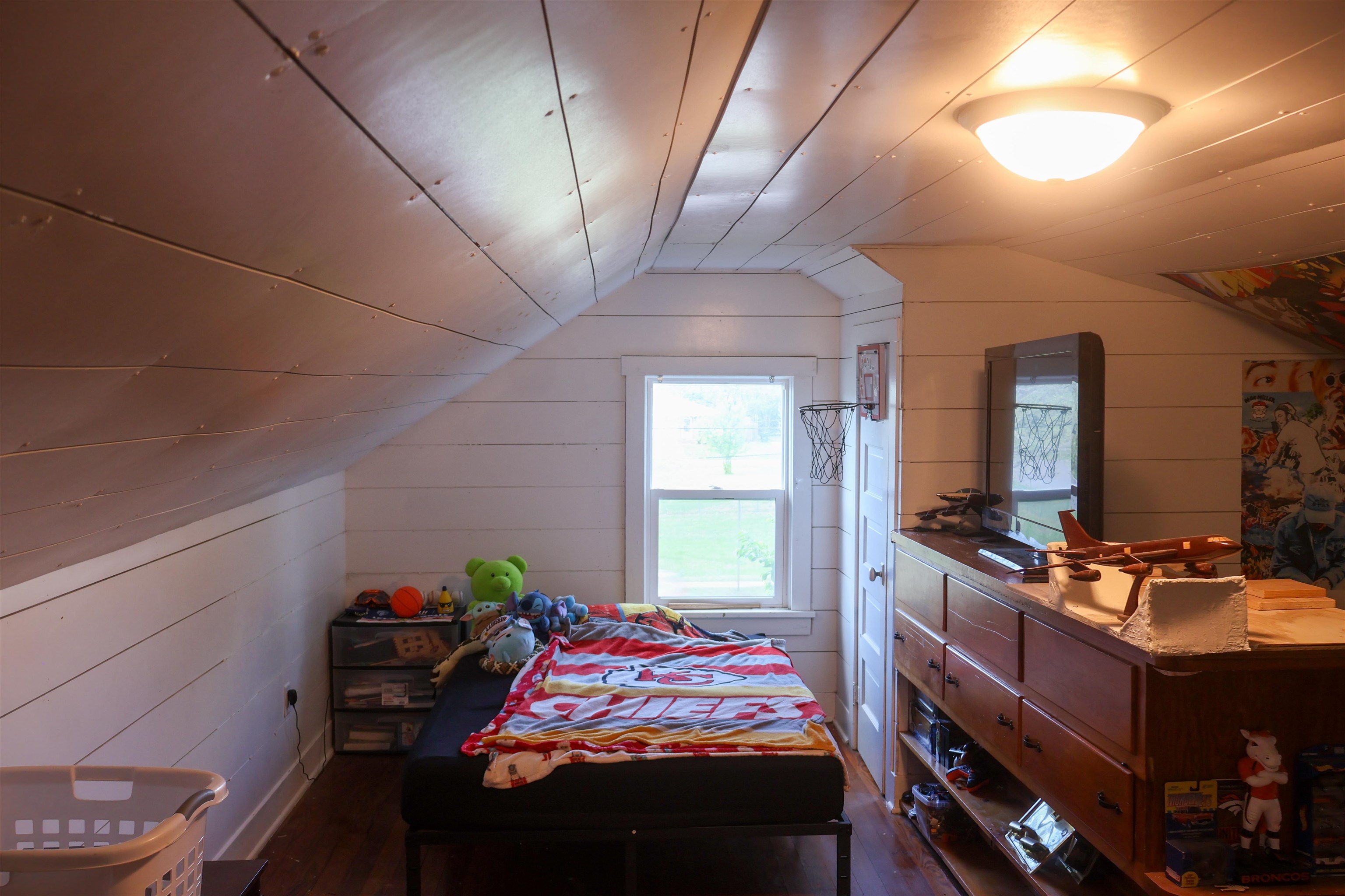 223 W 12th Street Newton KS 67114