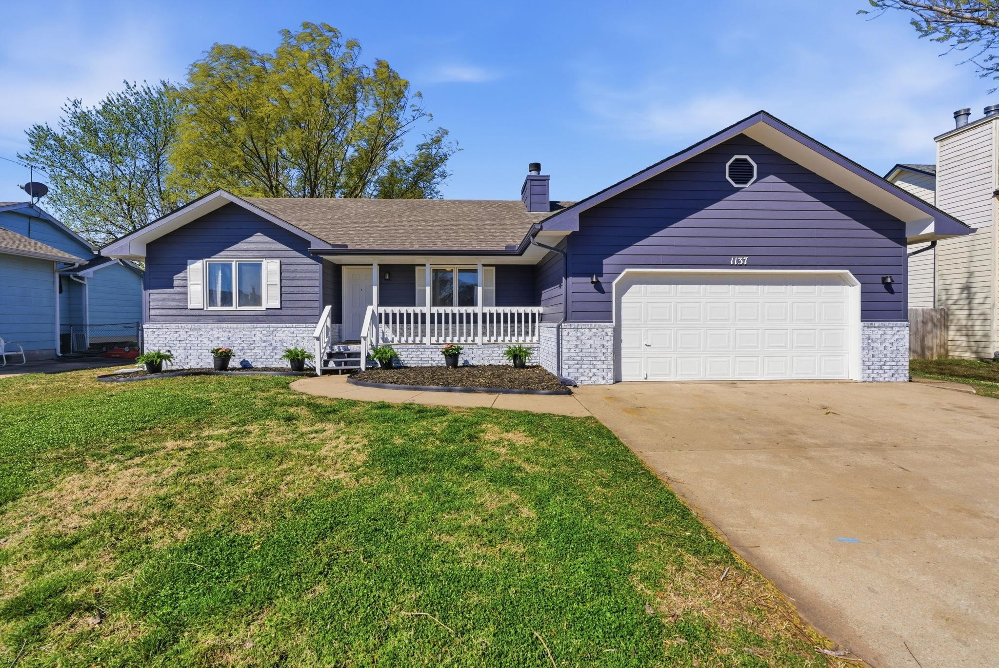 1137 N Burrows Street Belle Plaine KS 67013