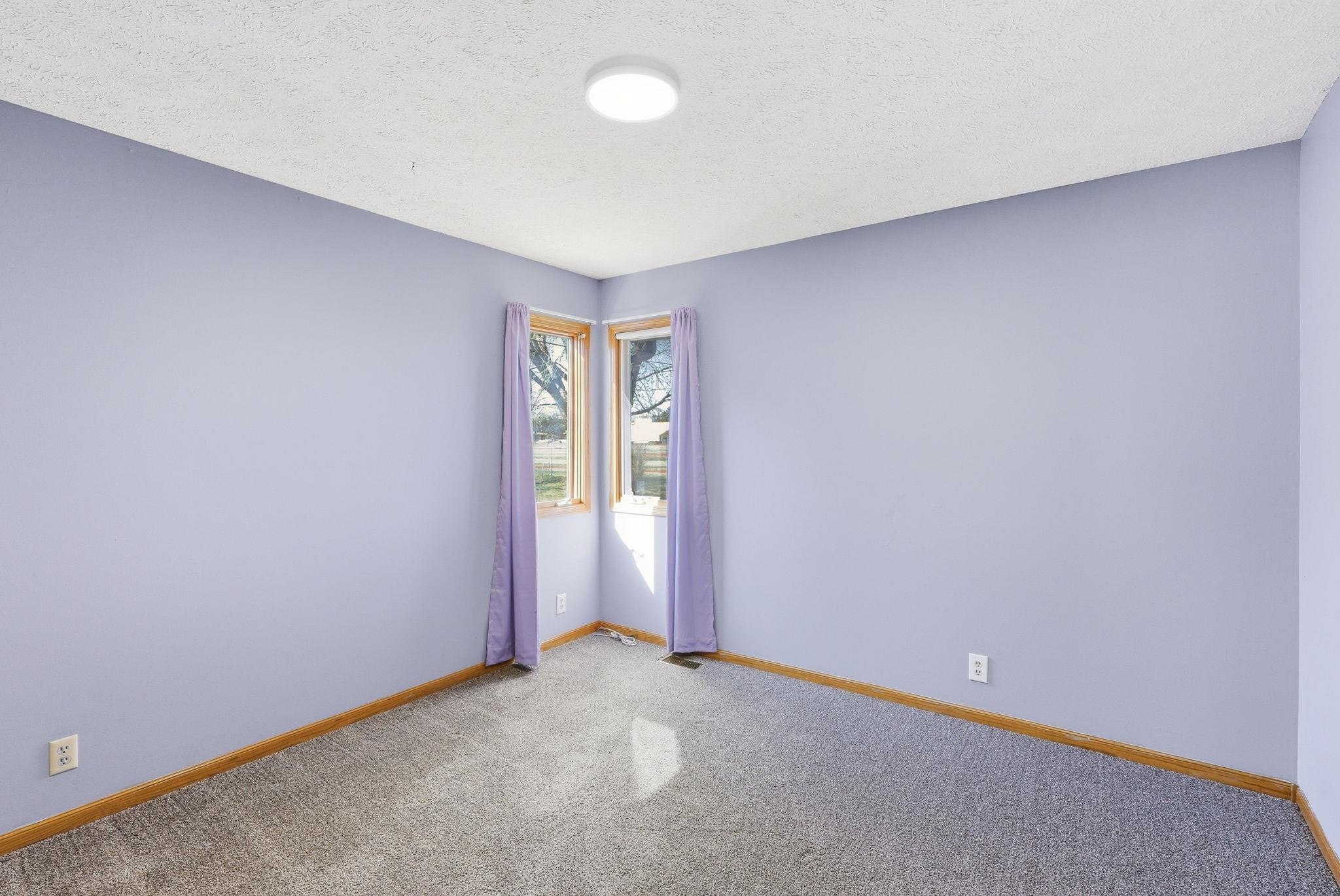 1137 N Burrows Street Belle Plaine KS 67013