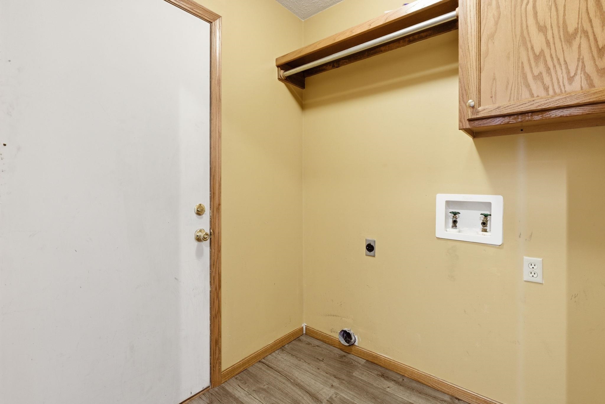 1137 N Burrows Street Belle Plaine KS 67013