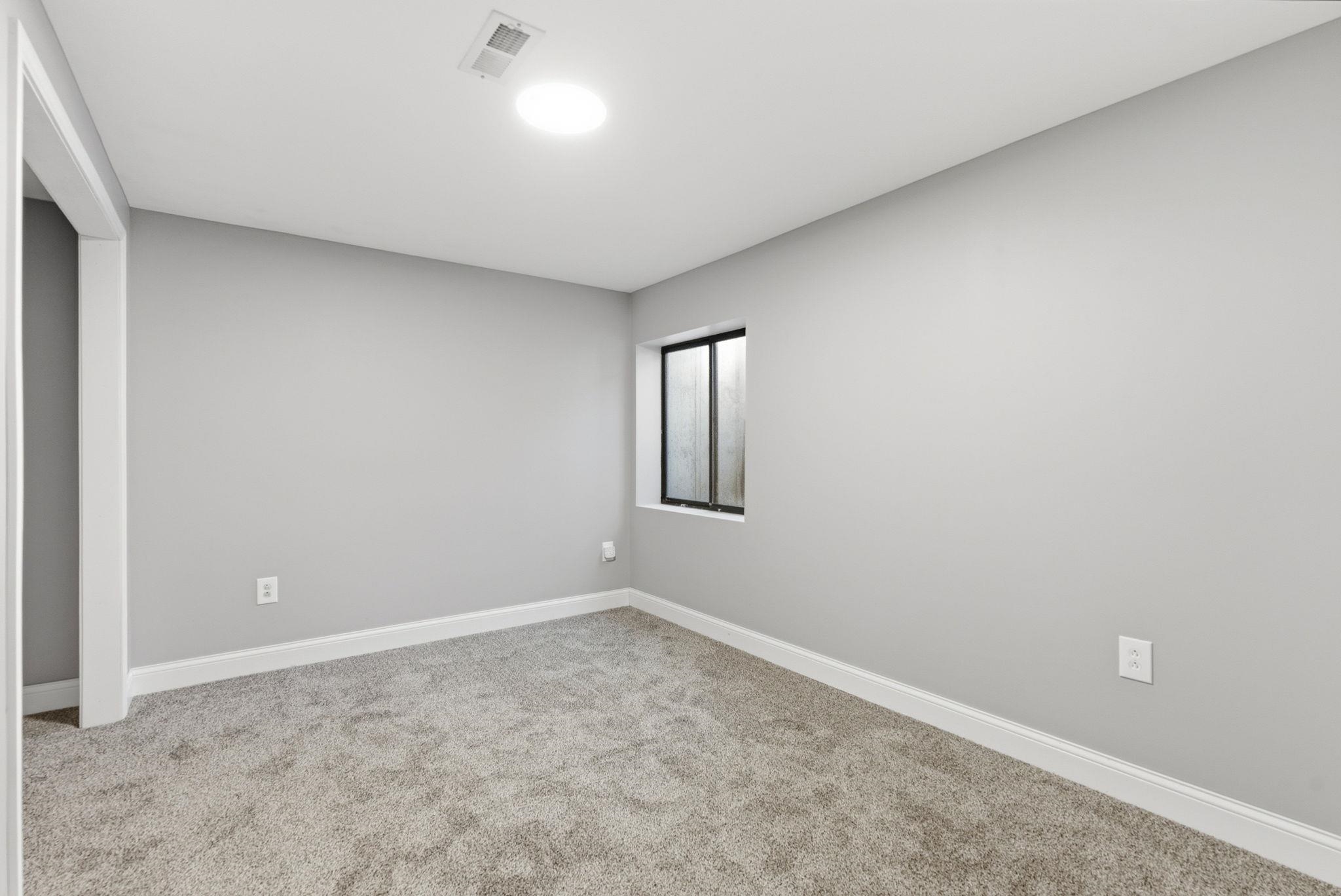 1137 N Burrows Street Belle Plaine KS 67013