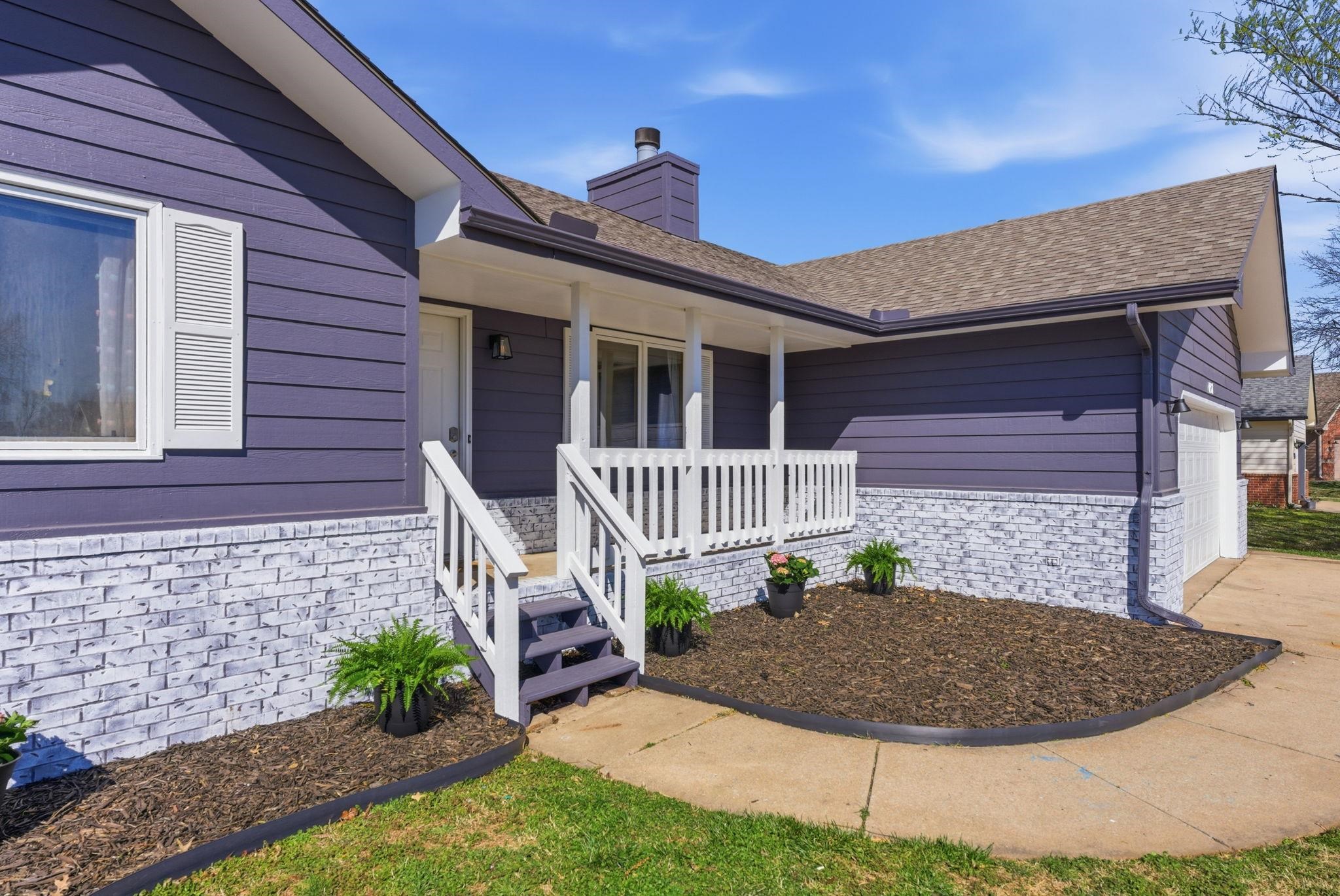 1137 N Burrows Street Belle Plaine KS 67013