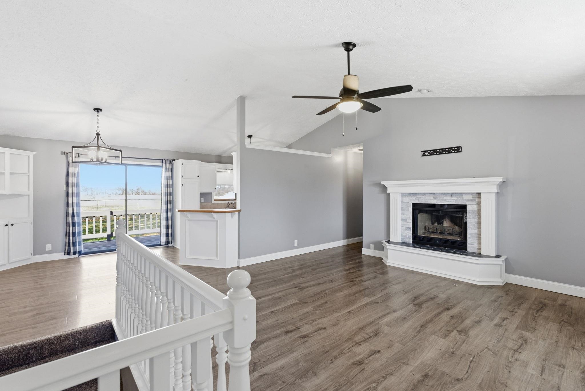 1137 N Burrows Street Belle Plaine KS 67013