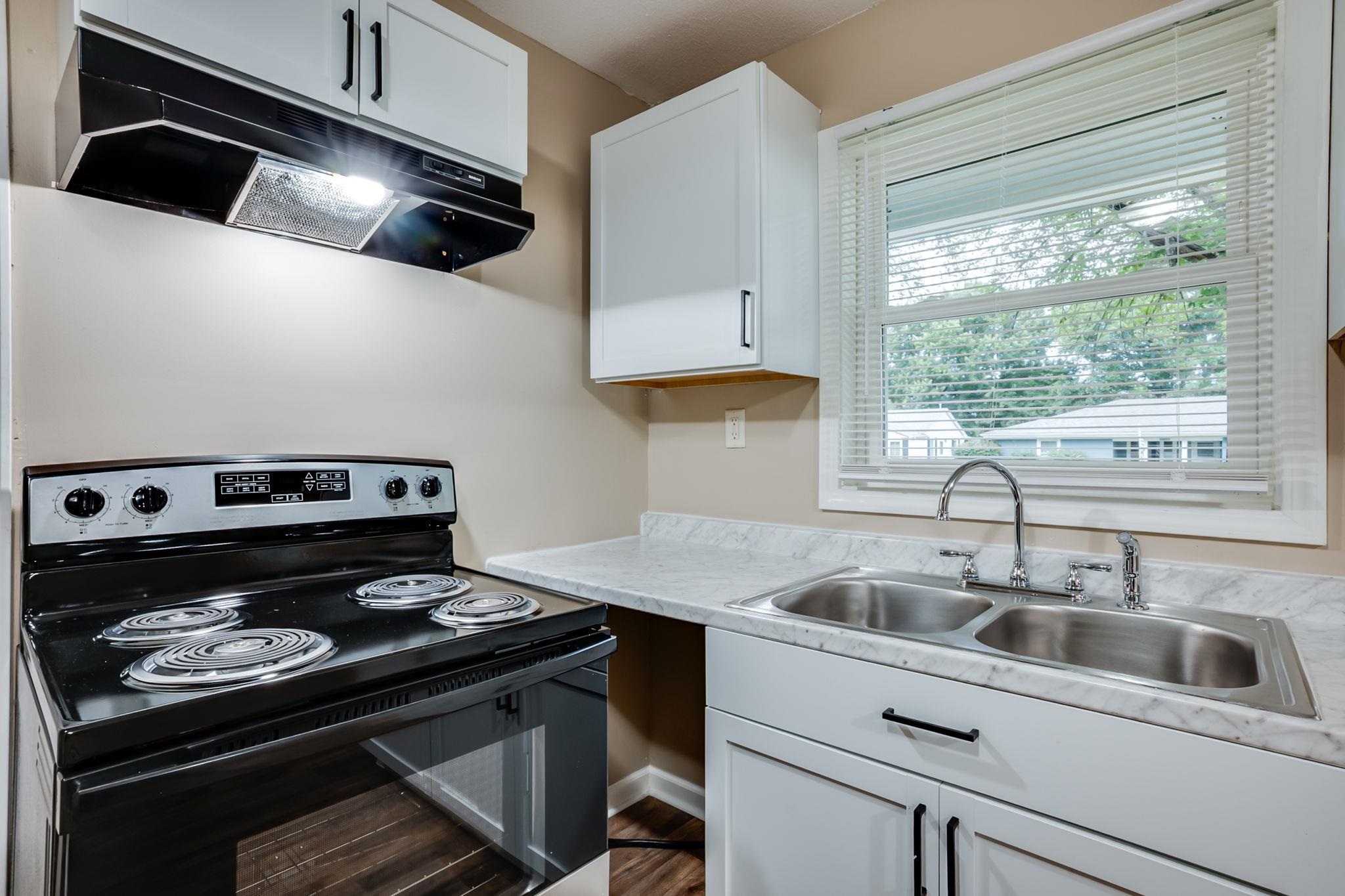 1728 Dearborn Street Augusta KS 67010